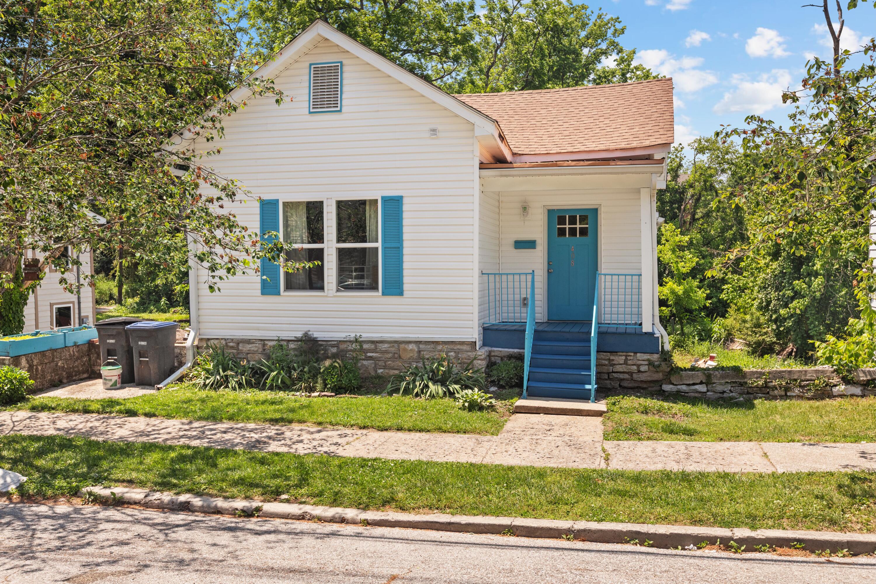 408 Logan Street — photo