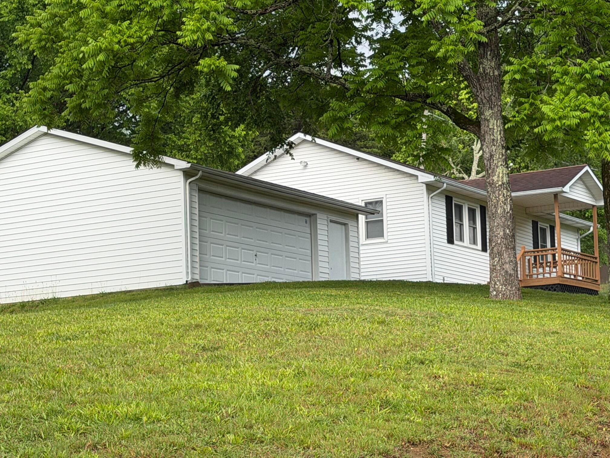 220 Webster Spradlin Road — photo
