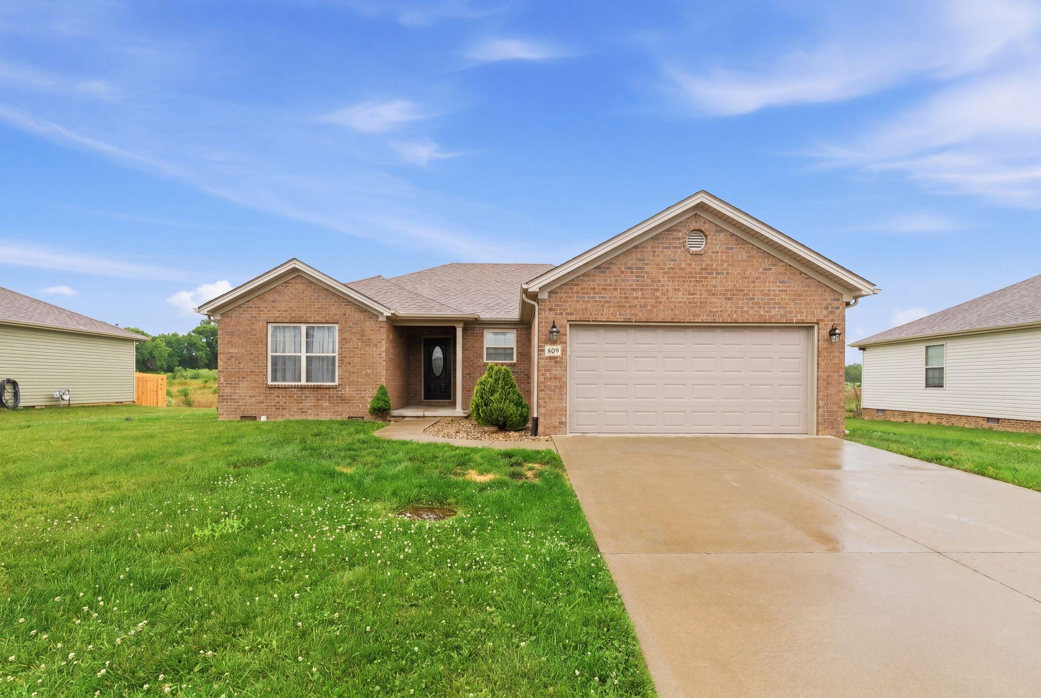 609 Northfork Drive — photo
