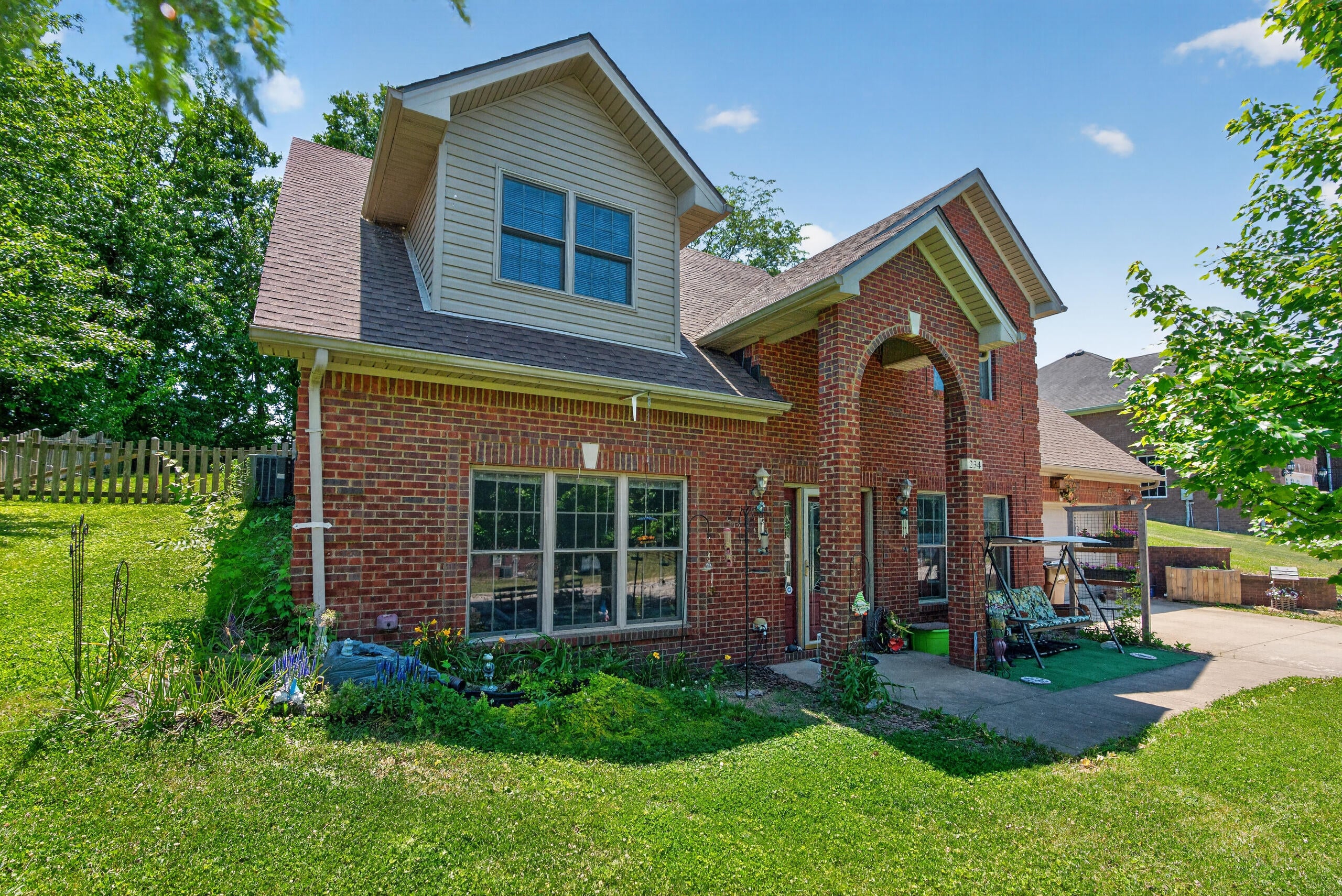 234 Savanna Drive — photo