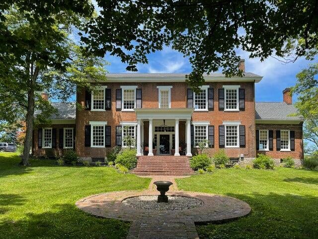 231 Kentucky 36 — photo