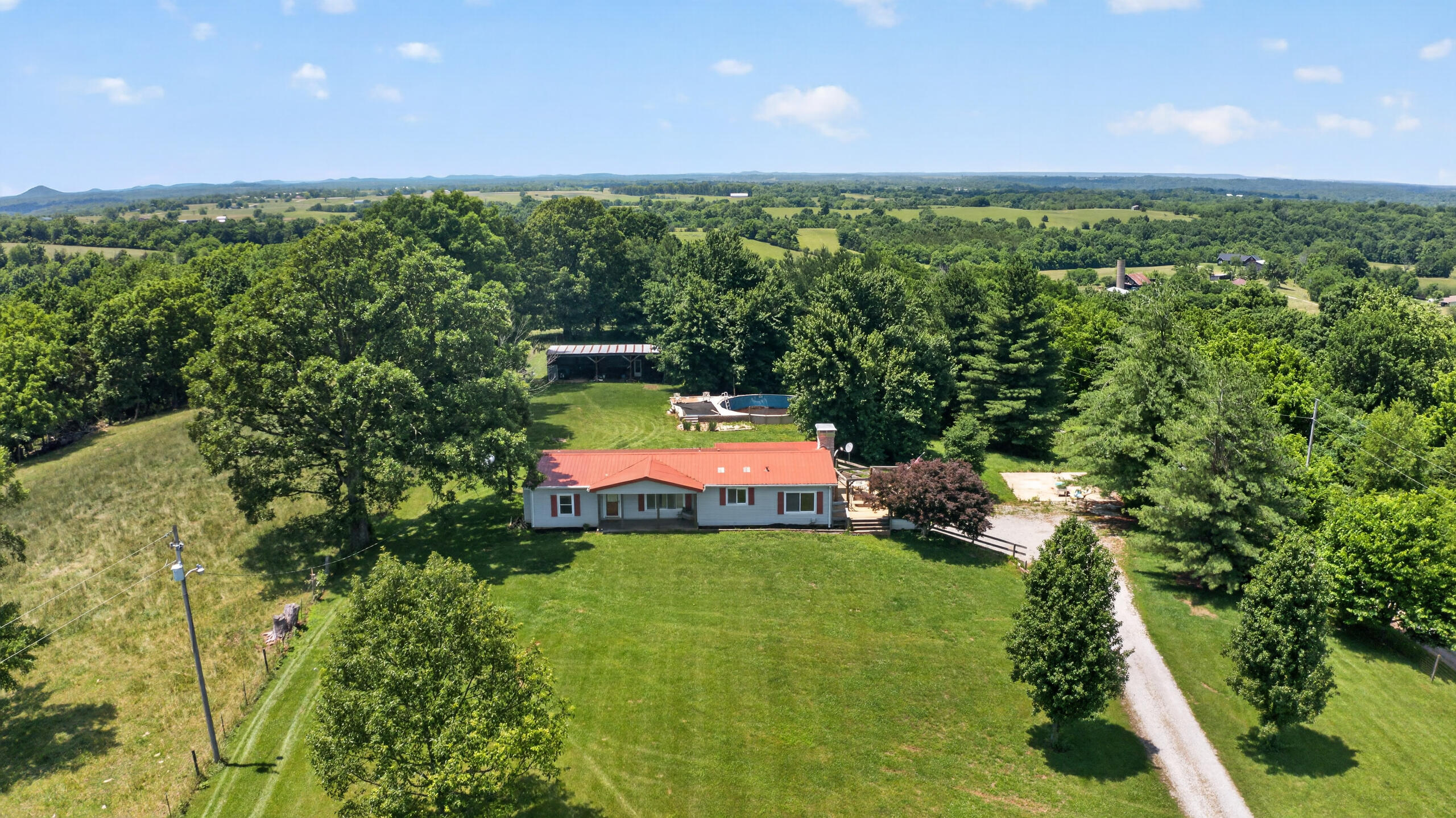 957 Cane Run Road, Springfield, KY 40069 — photo 2