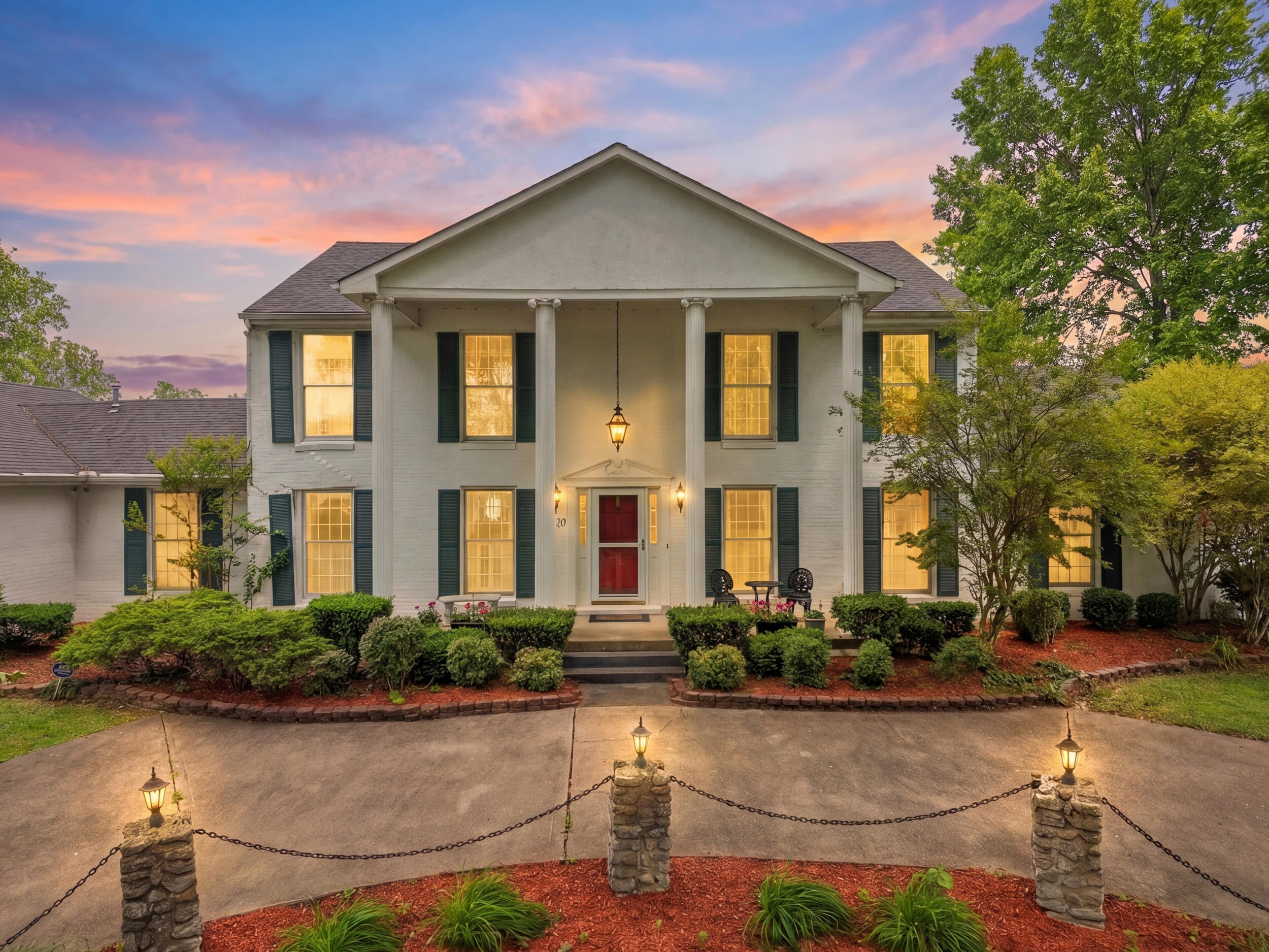 1109 Ashwood Drive — photo