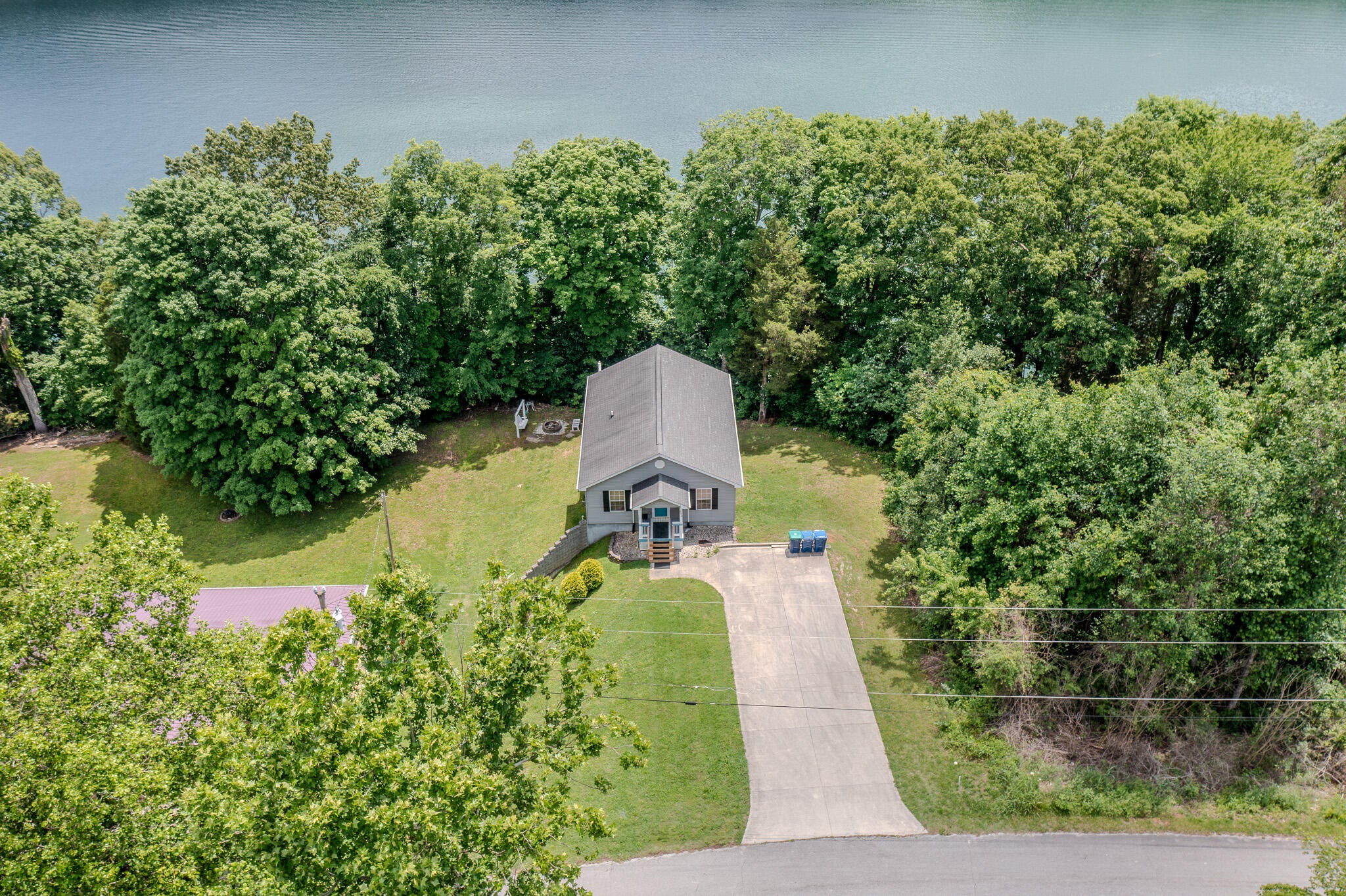 364 Twin Rivers Drive — photo