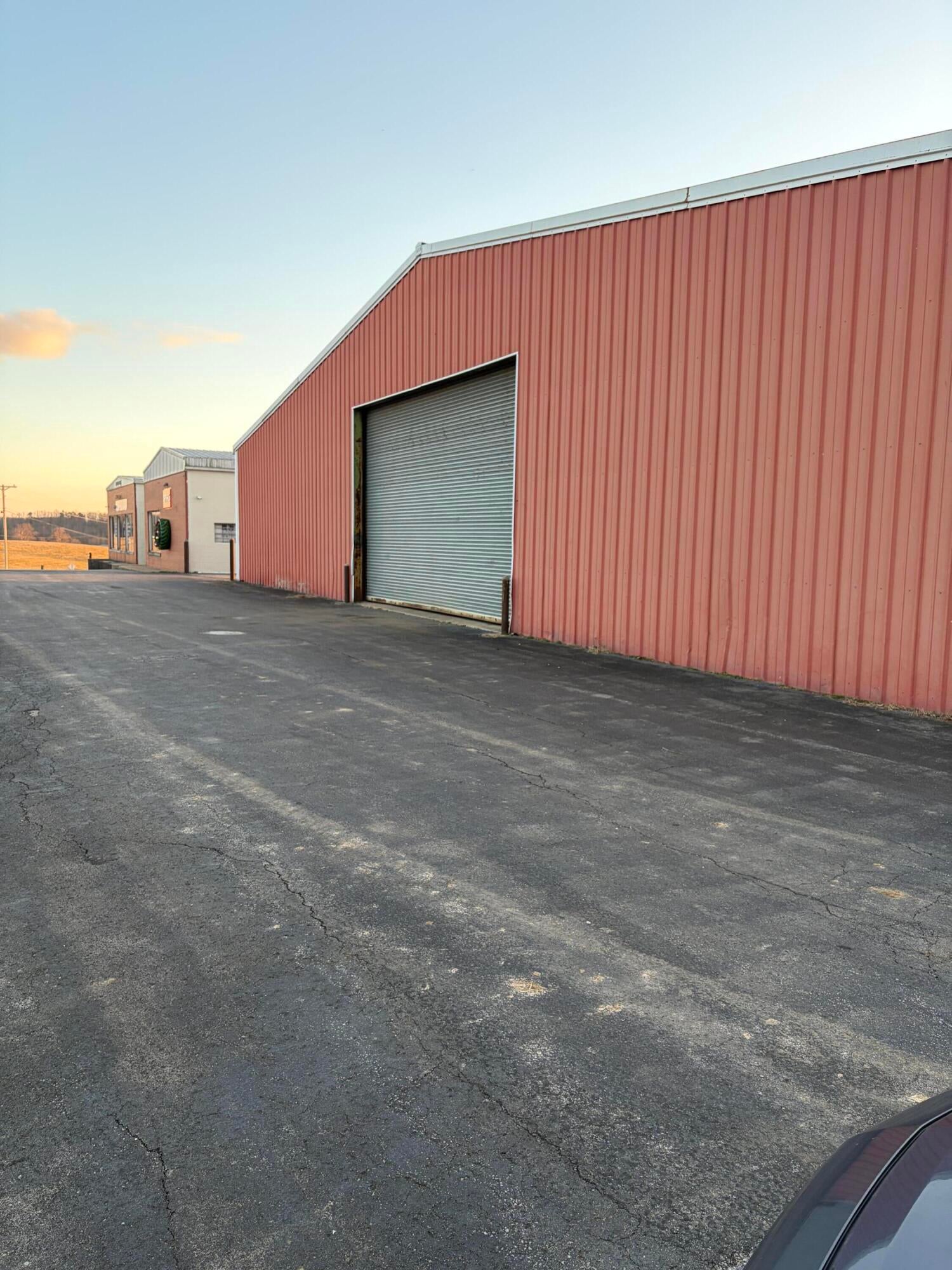 8646 South Highway 421 — photo