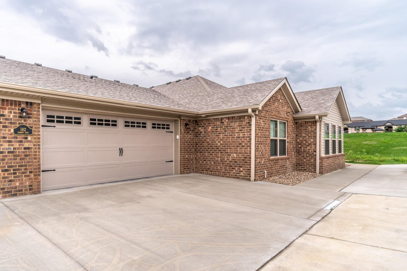 182 Garden Gate Drive — photo