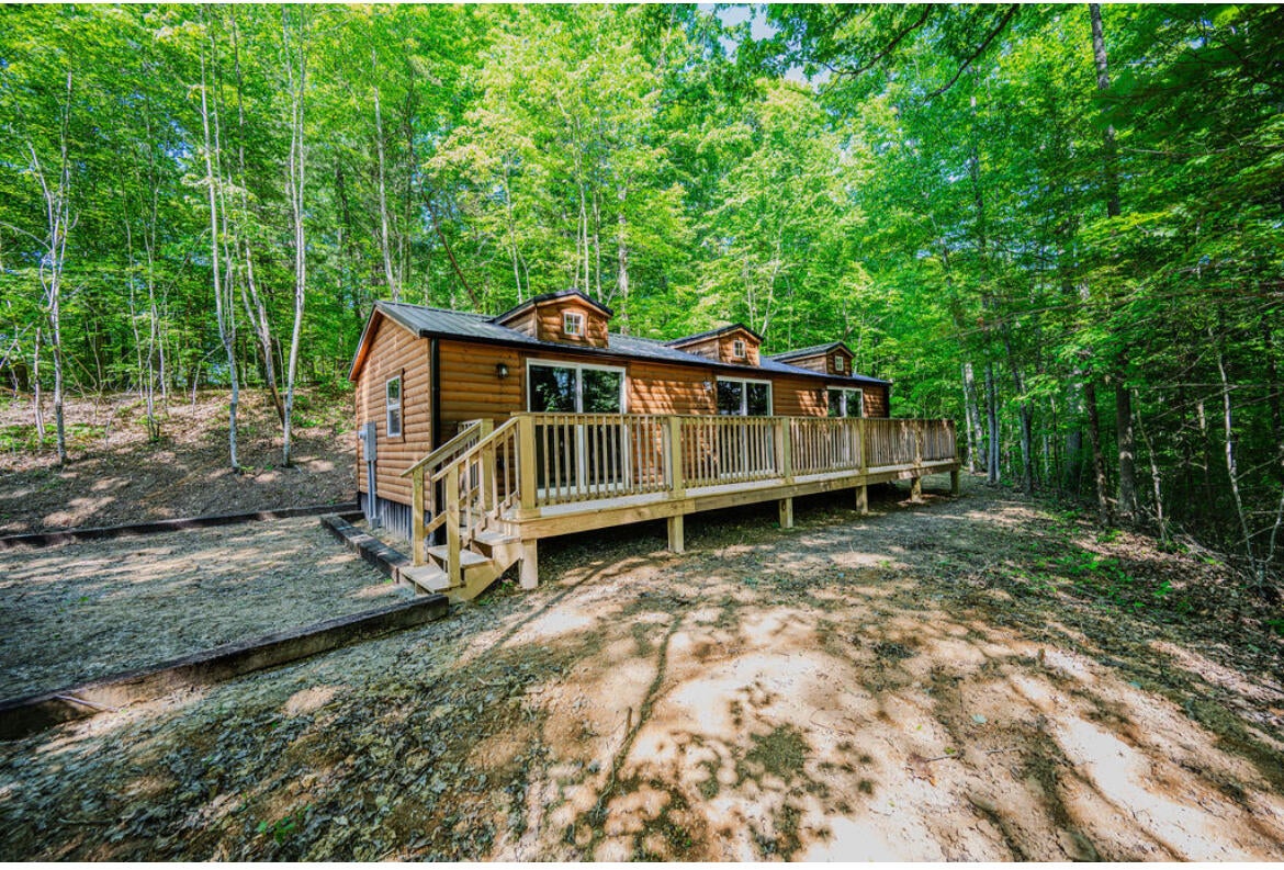 Ashland Camp Loop Lot 209 — photo