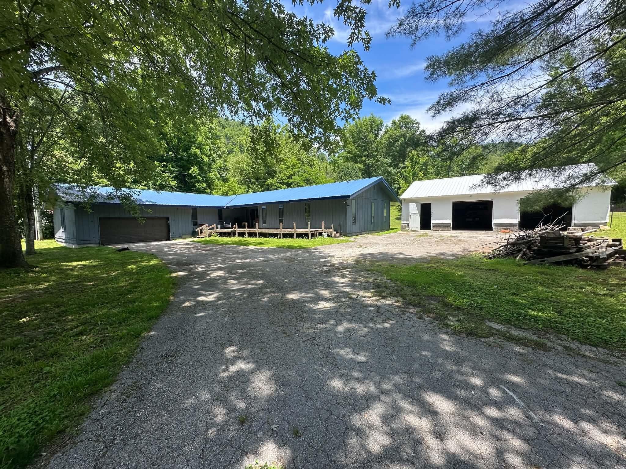 49 Moore Creek Road — photo