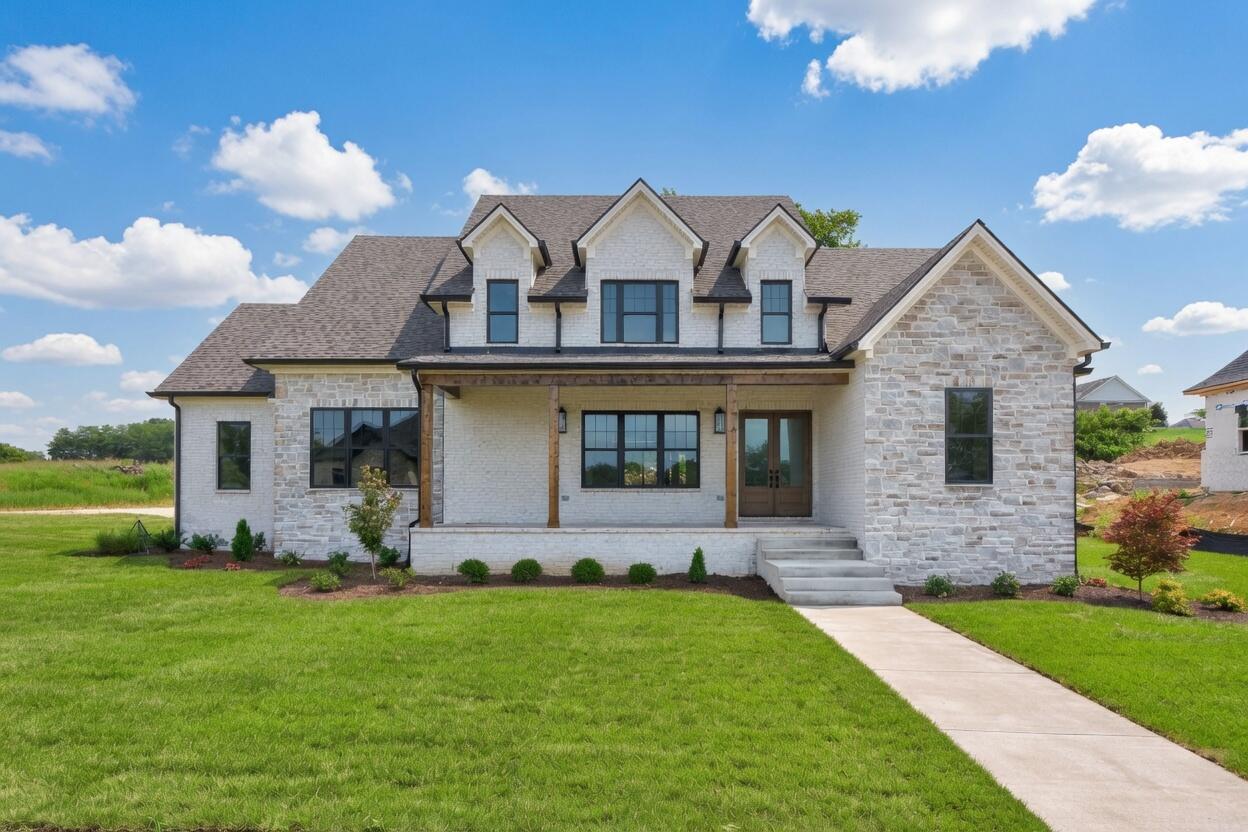 708 Winged Foot Drive — photo