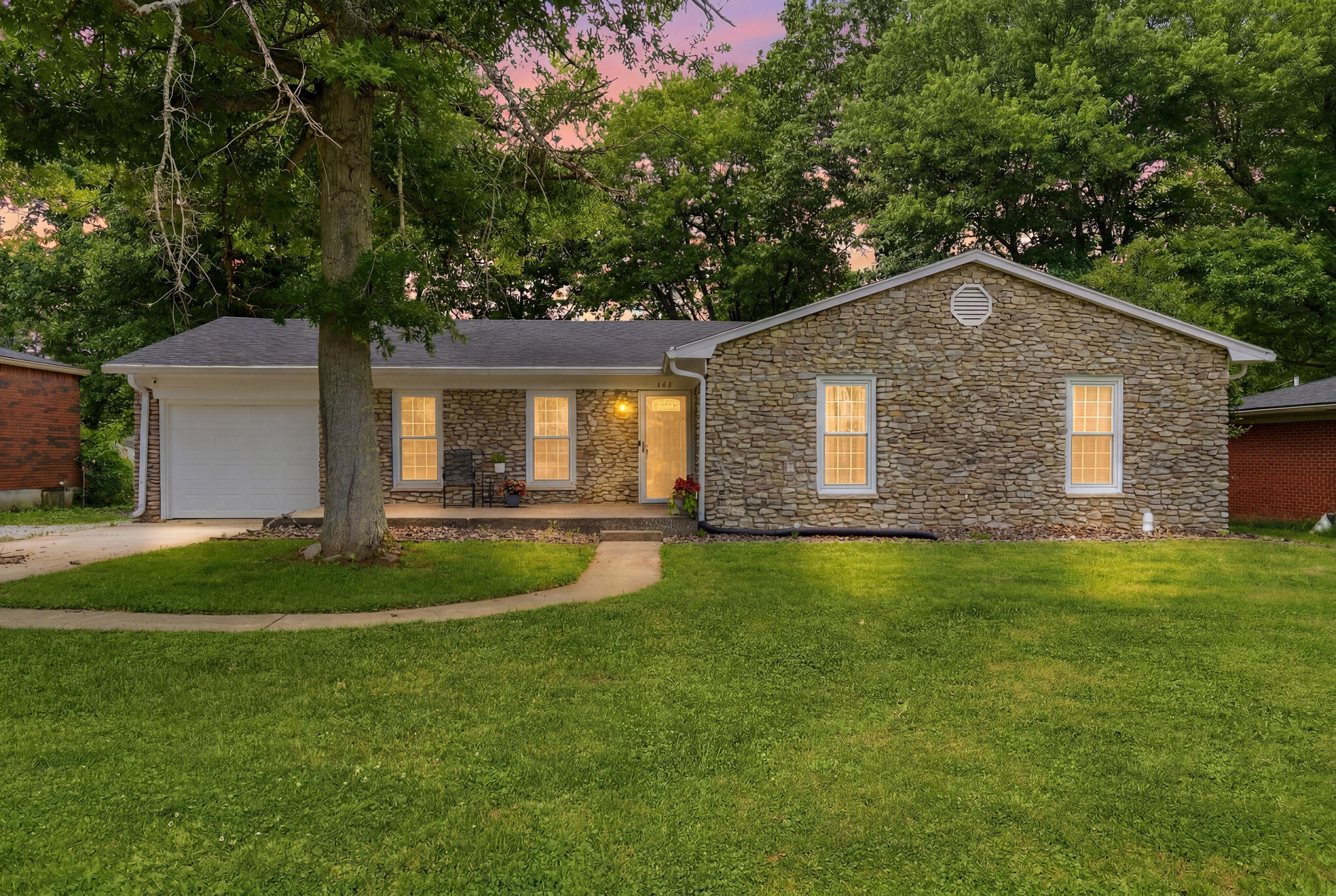 147 Meadowbrook Drive — photo