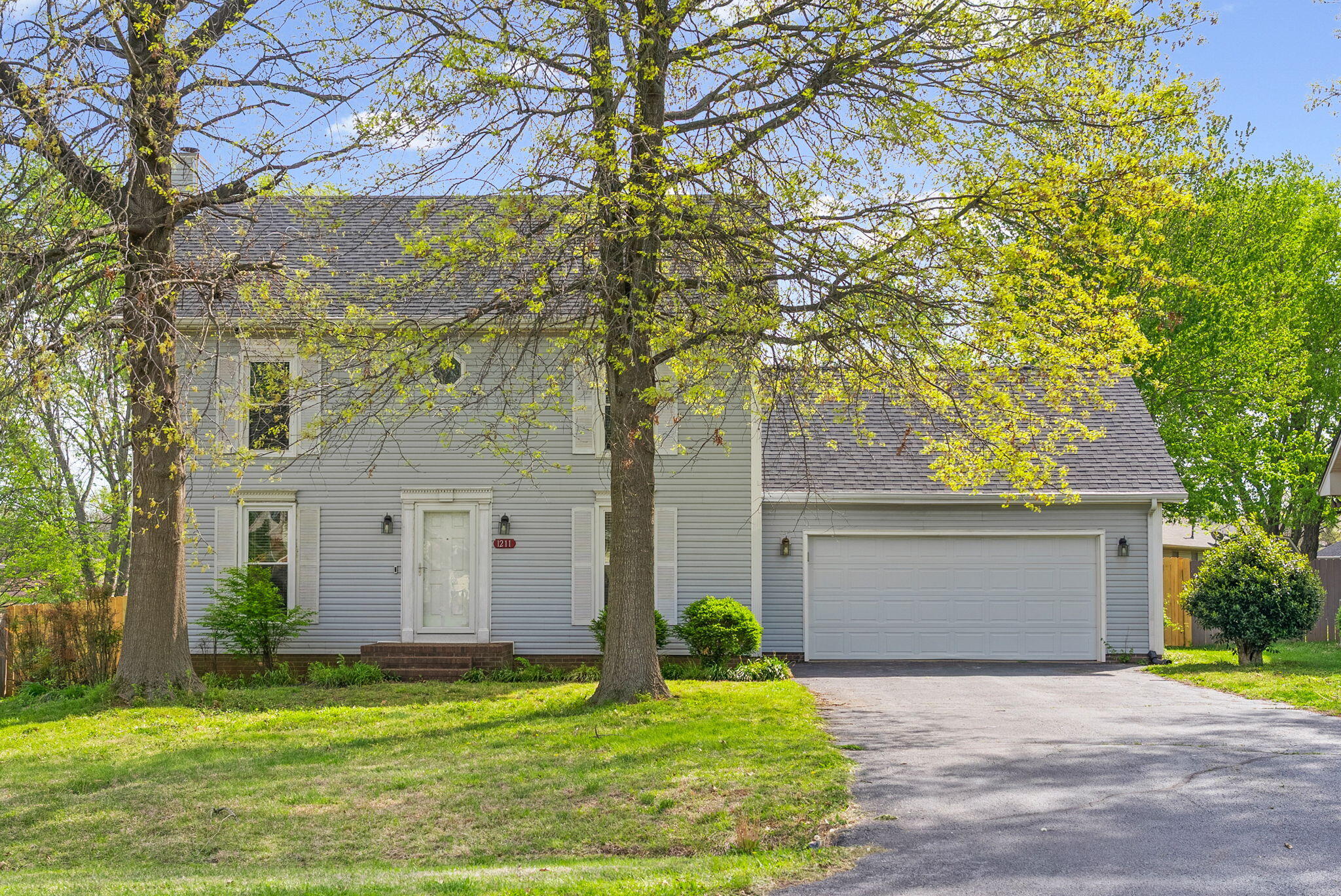 1211 Bark Ridge Circle — photo