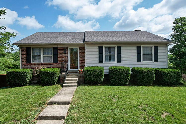 3700 Forest Green Drive — photo