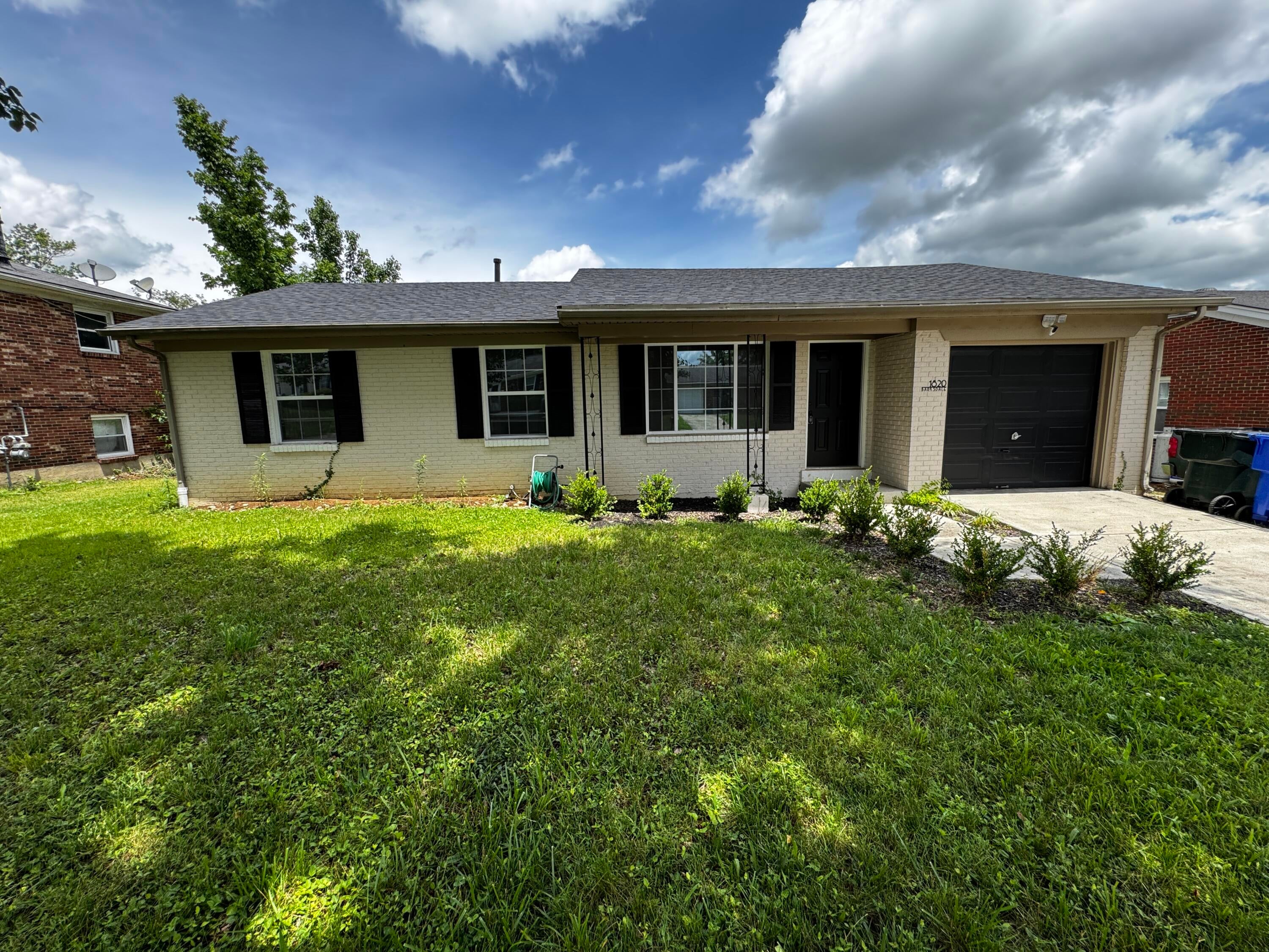 1820 Barksdale Drive — photo