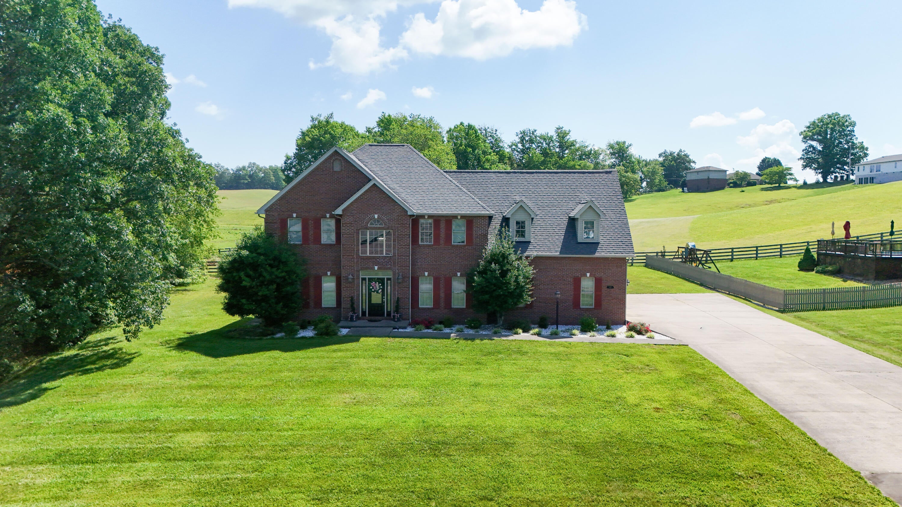 405 Briarwood Trace — photo