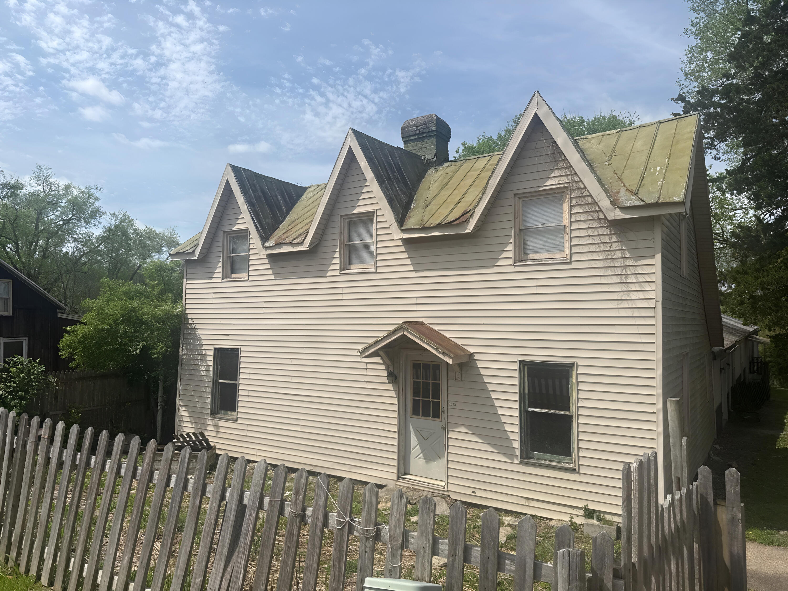 2015 Old Main Street — photo