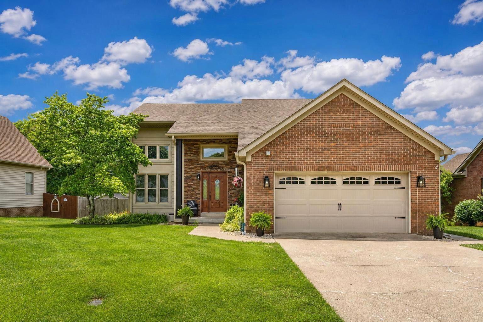 111 Westridge Lane — photo
