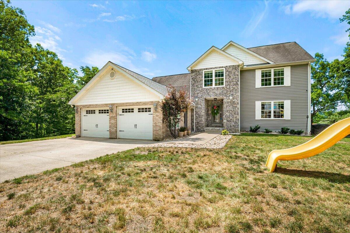 75 Sentinal Drive — photo