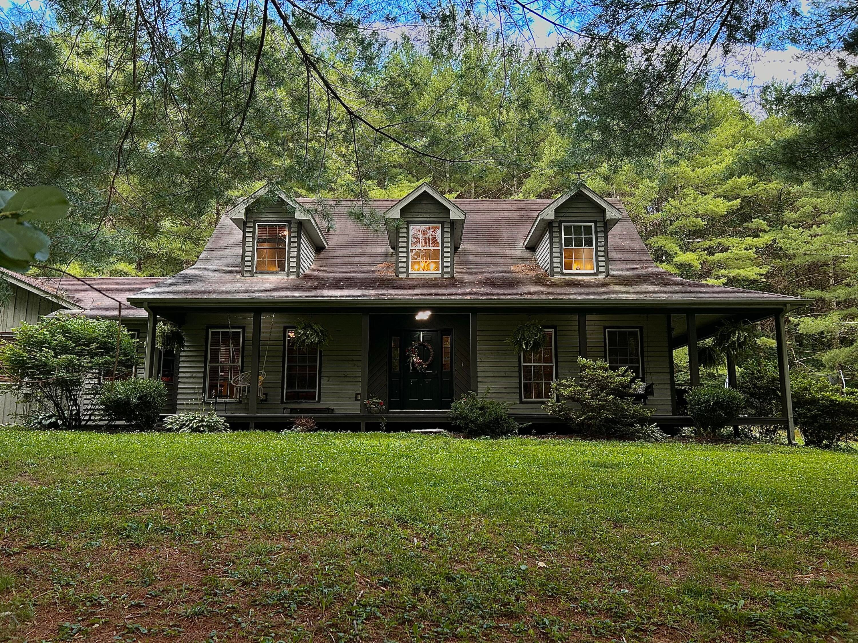 1858 Indian Creek Road — photo
