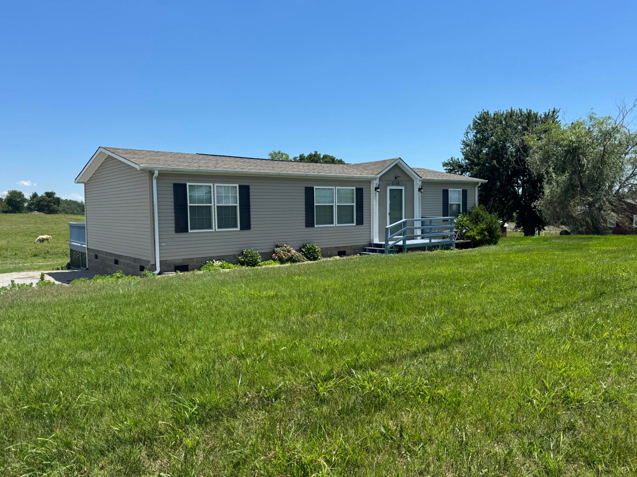 2106 Ky-379 — photo