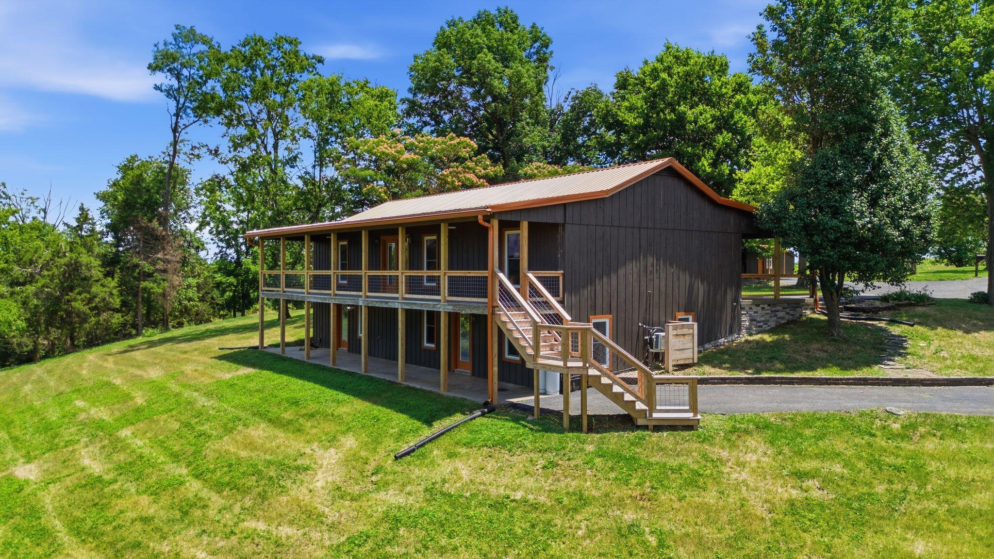 535 Twin Lakes Drive — photo