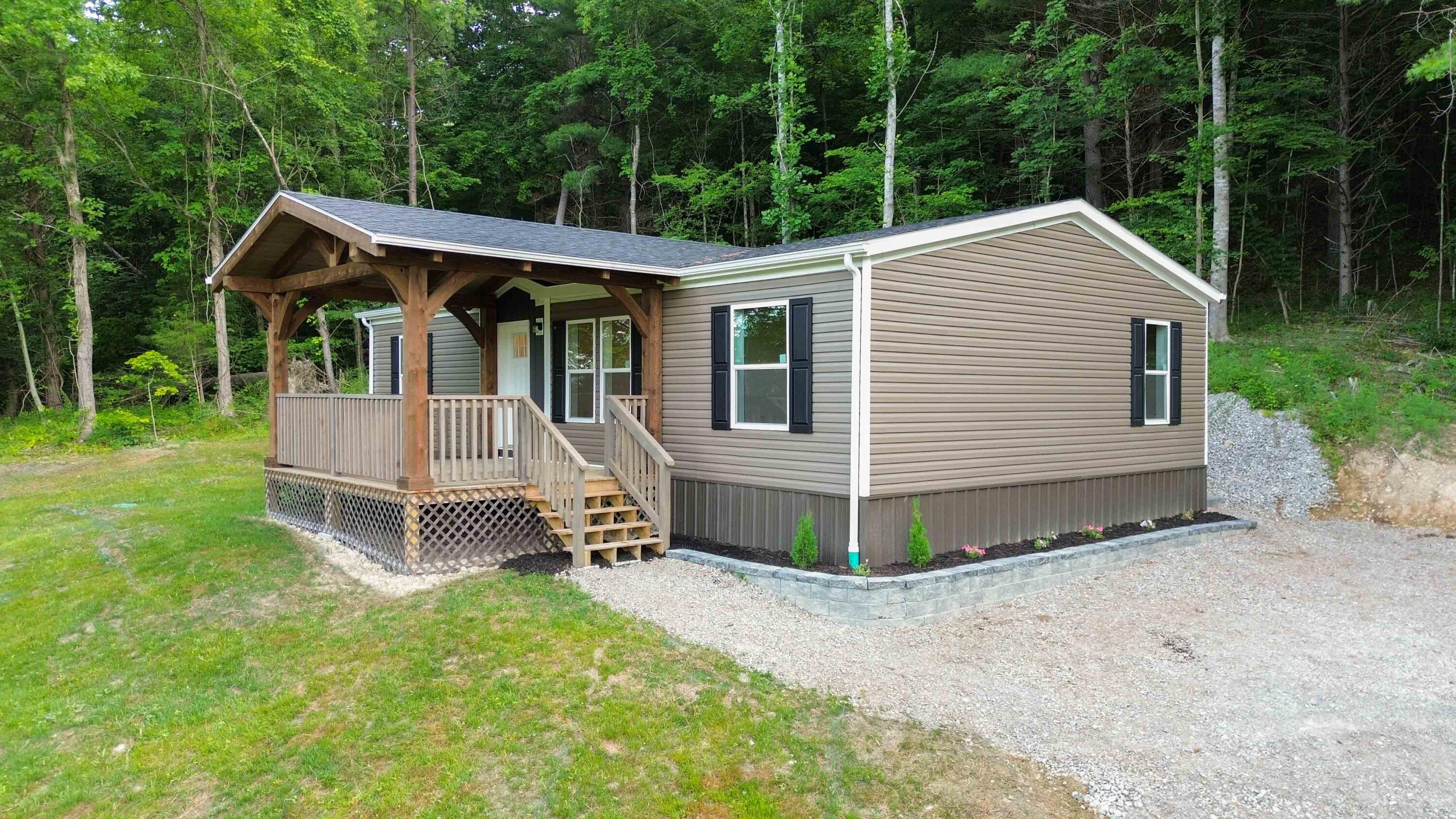 521 Carman Creek Road — photo
