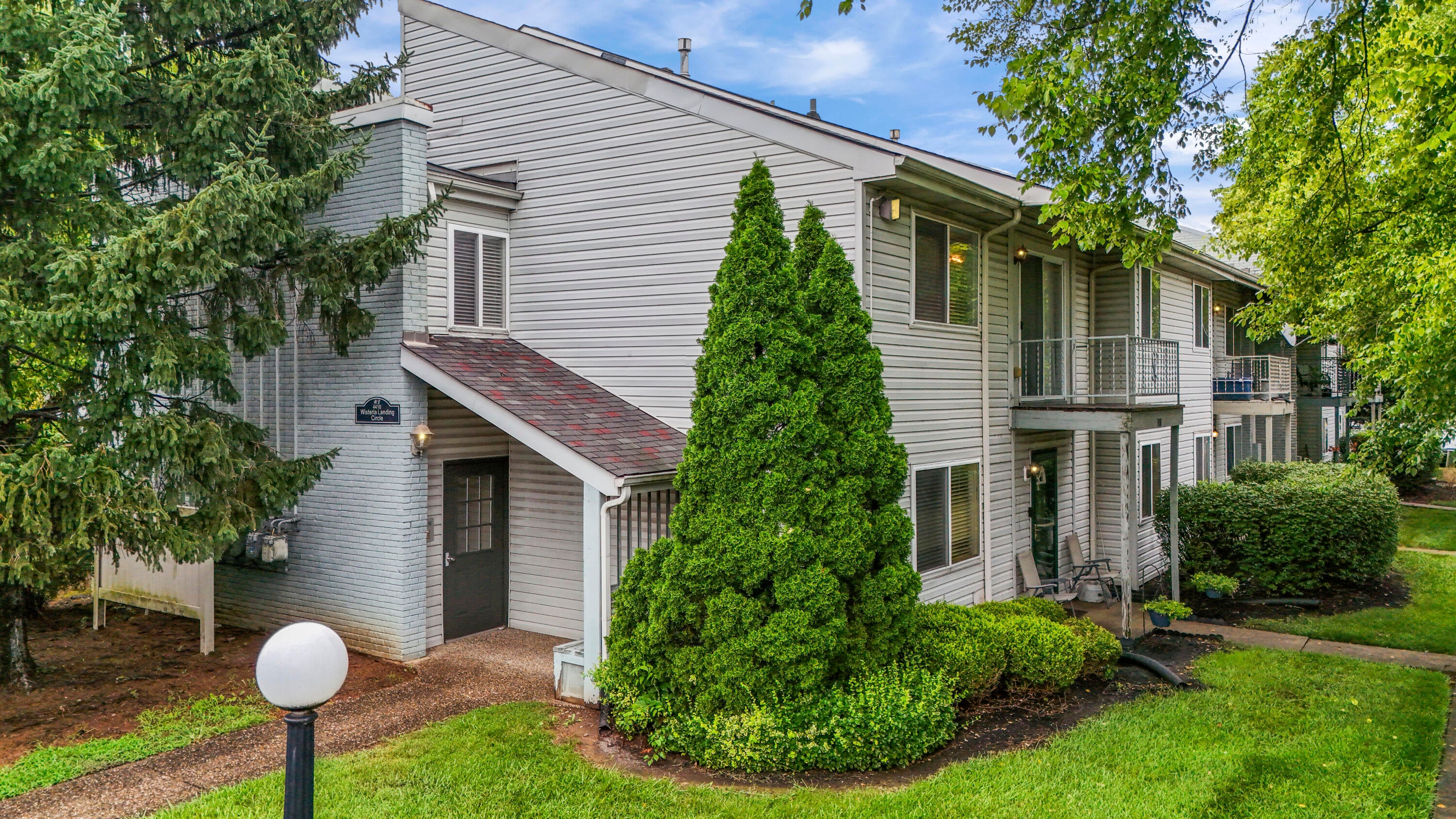 4410 Wisteria Landing Circle 208 — photo
