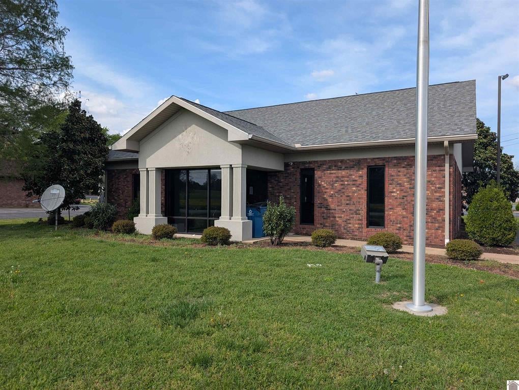 1514 Union City Highway — photo