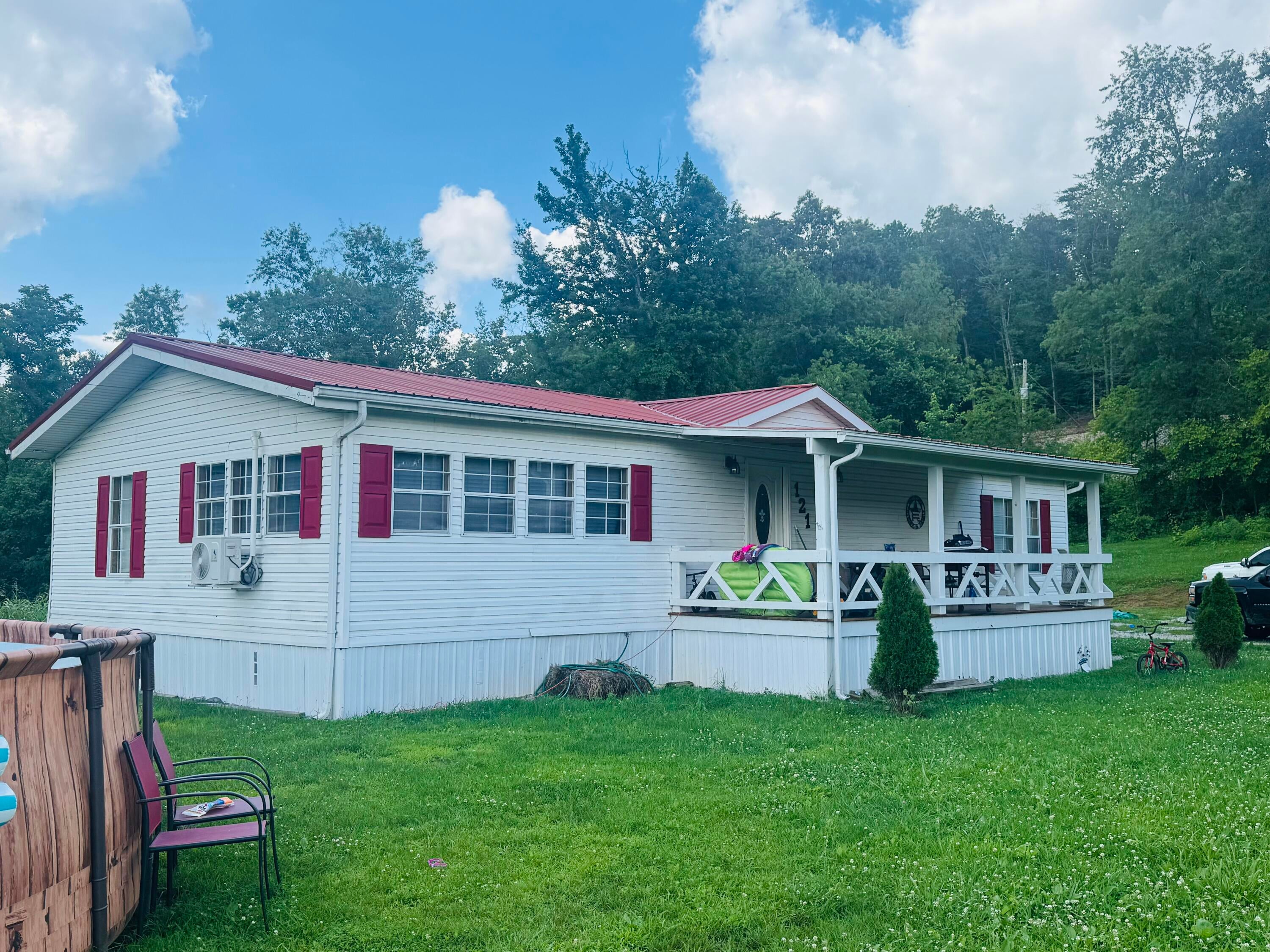 121 Black Creek Road — photo