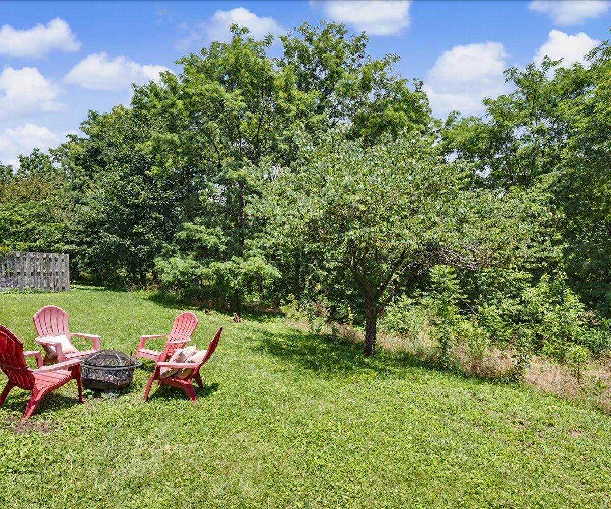 3124 Roundway Down Lane — photo