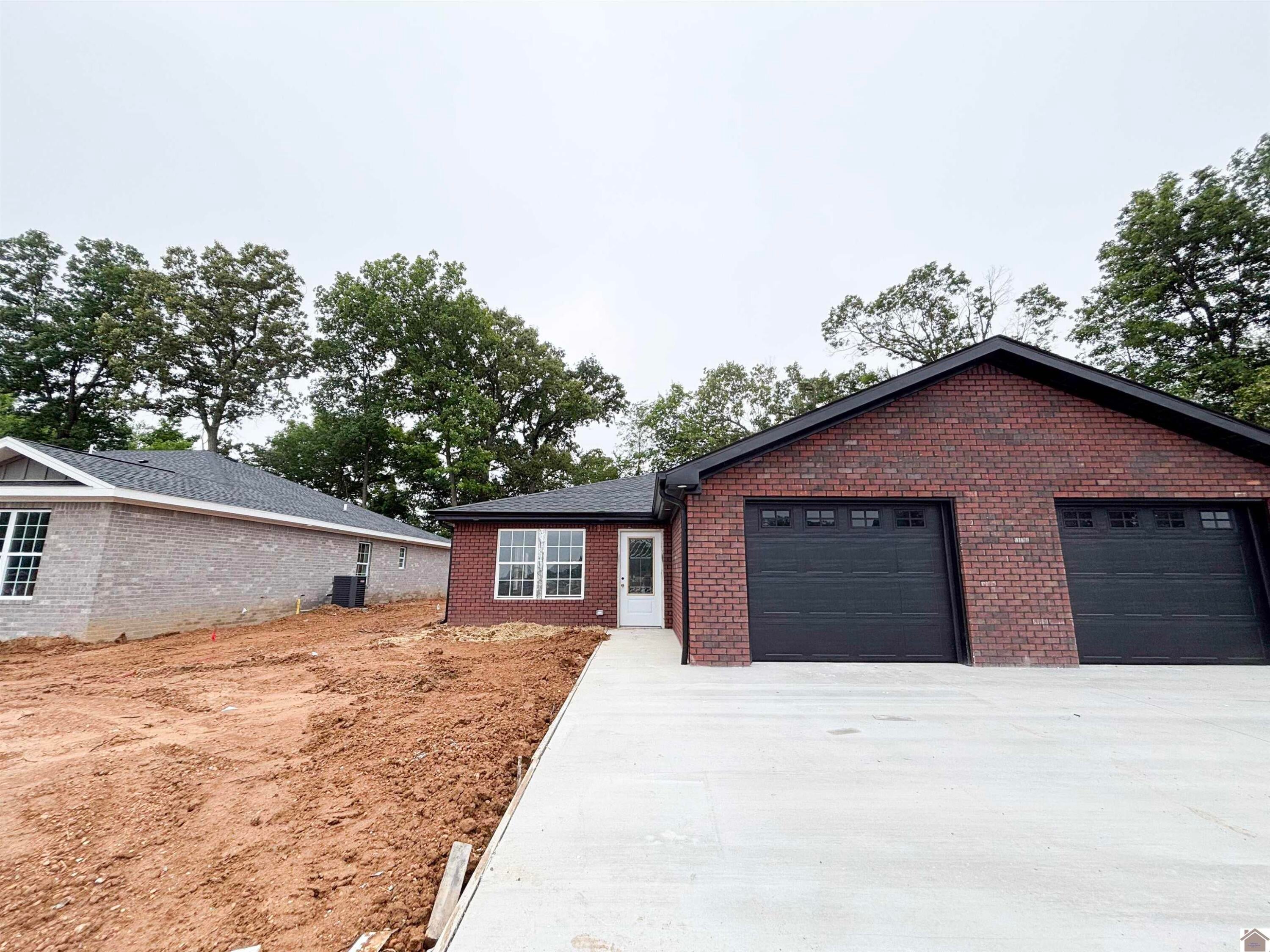 161 Blanton Ct — photo