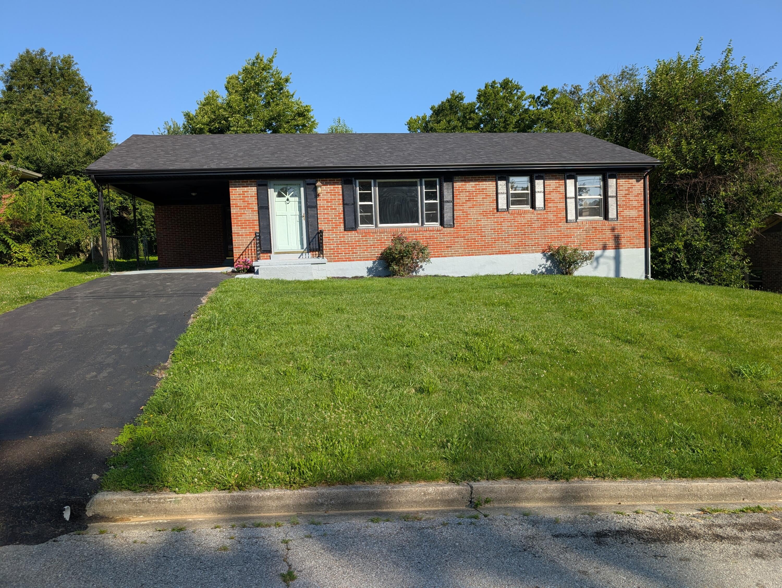 106 Leimaur Drive — photo