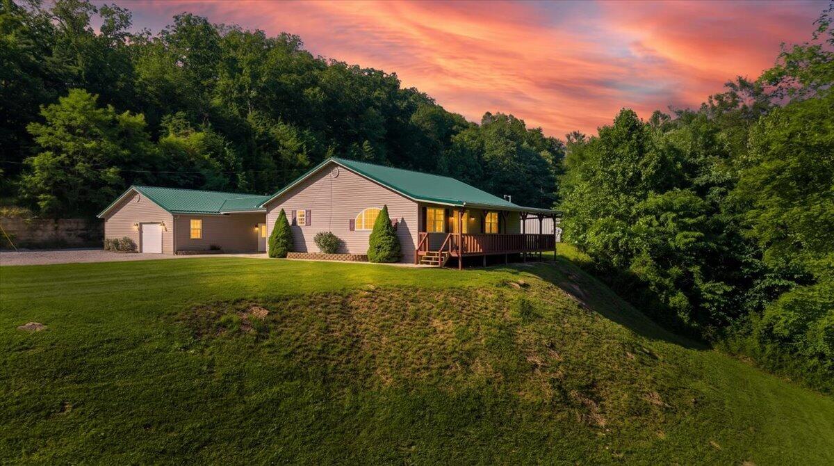 3449 Barkers Branch Road — photo