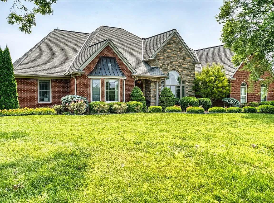 122 Fairway Acres Drive — photo