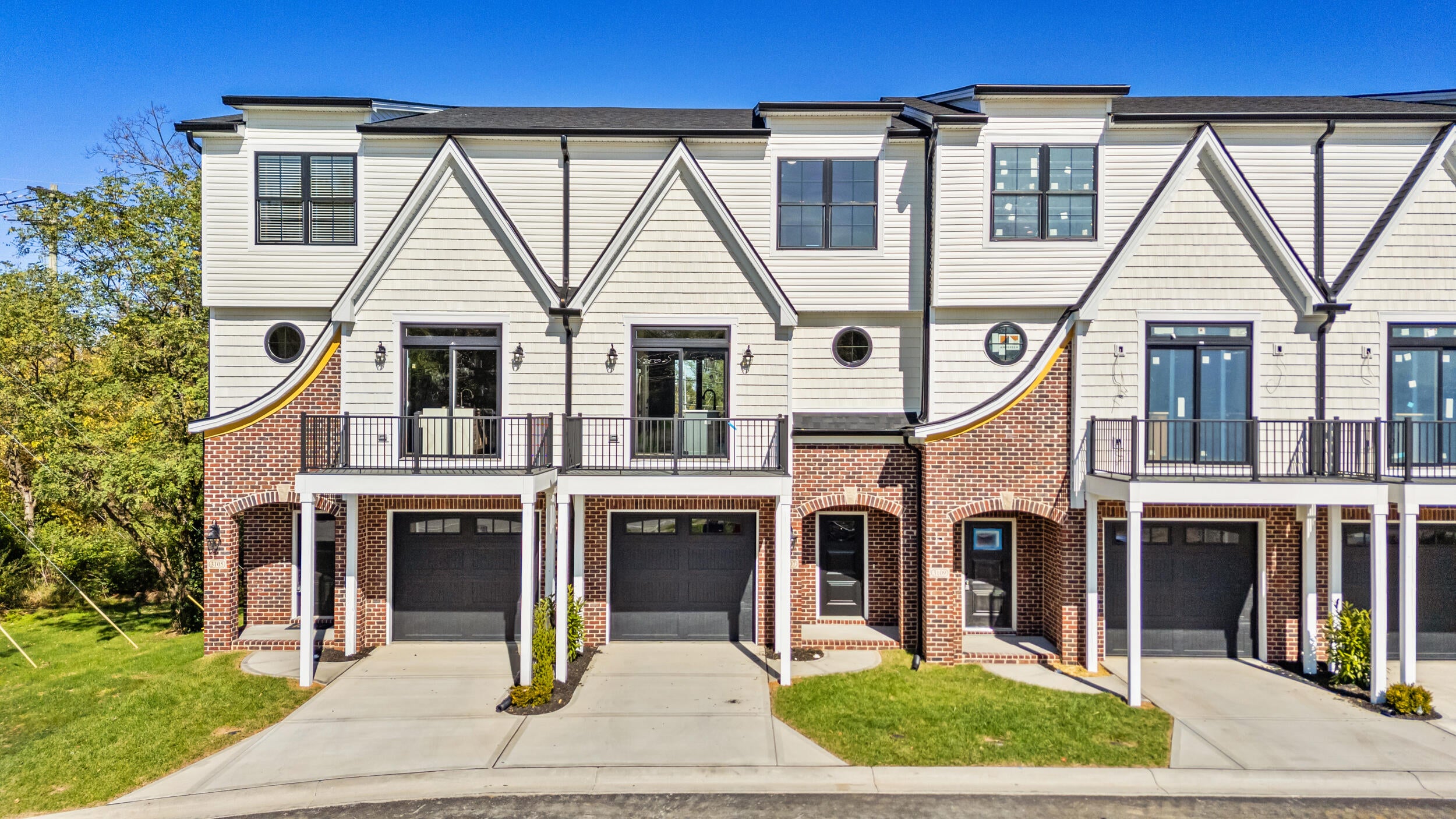 3127 Liberty Circle — photo
