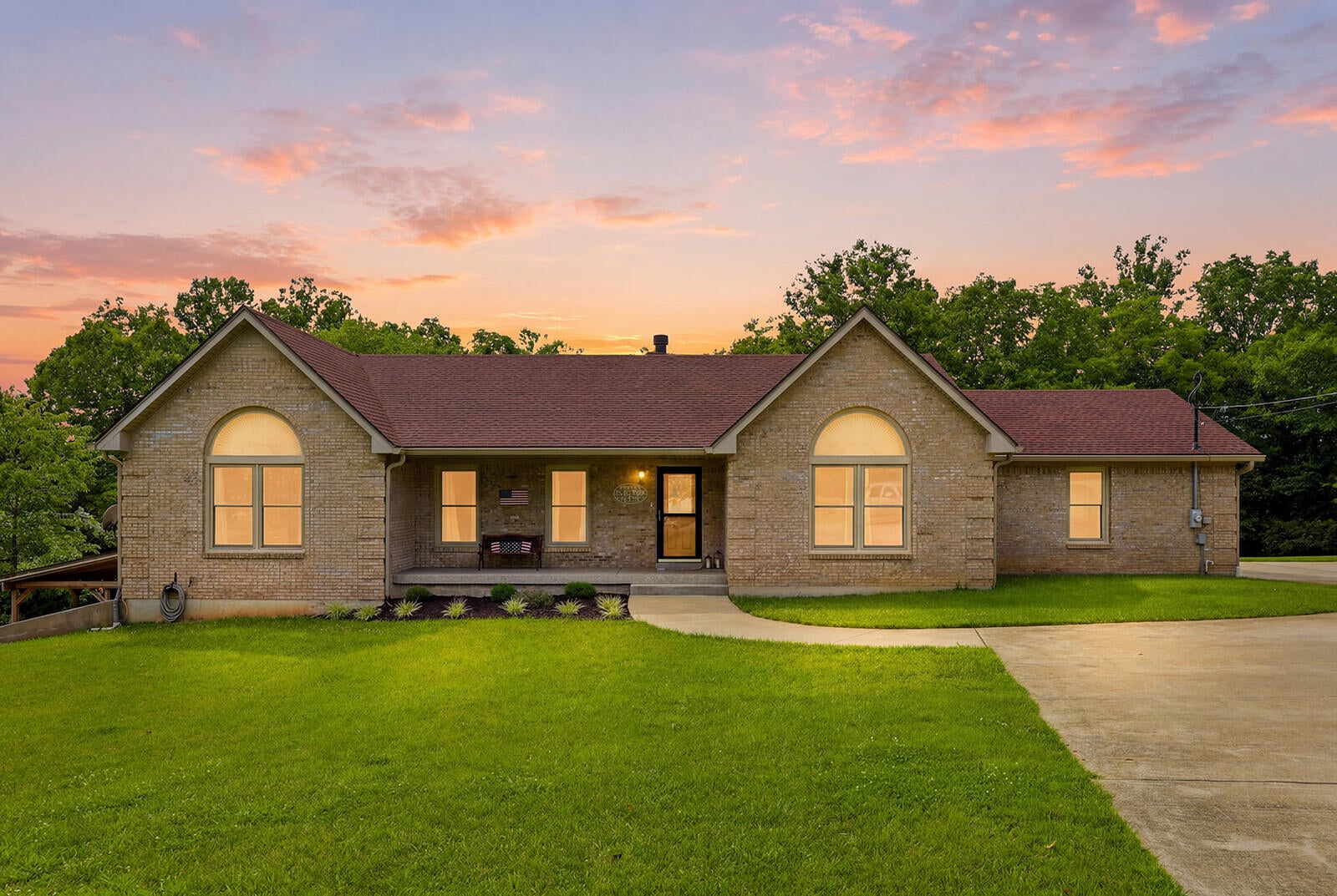 1594 Fox Creek Road — photo