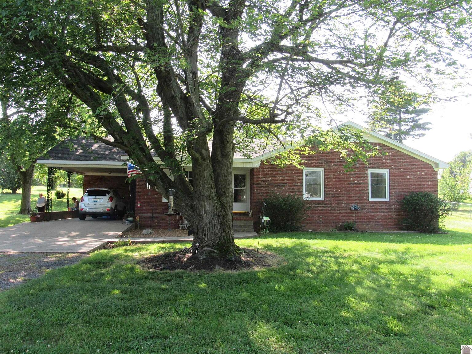 49 Shelby Drive — photo