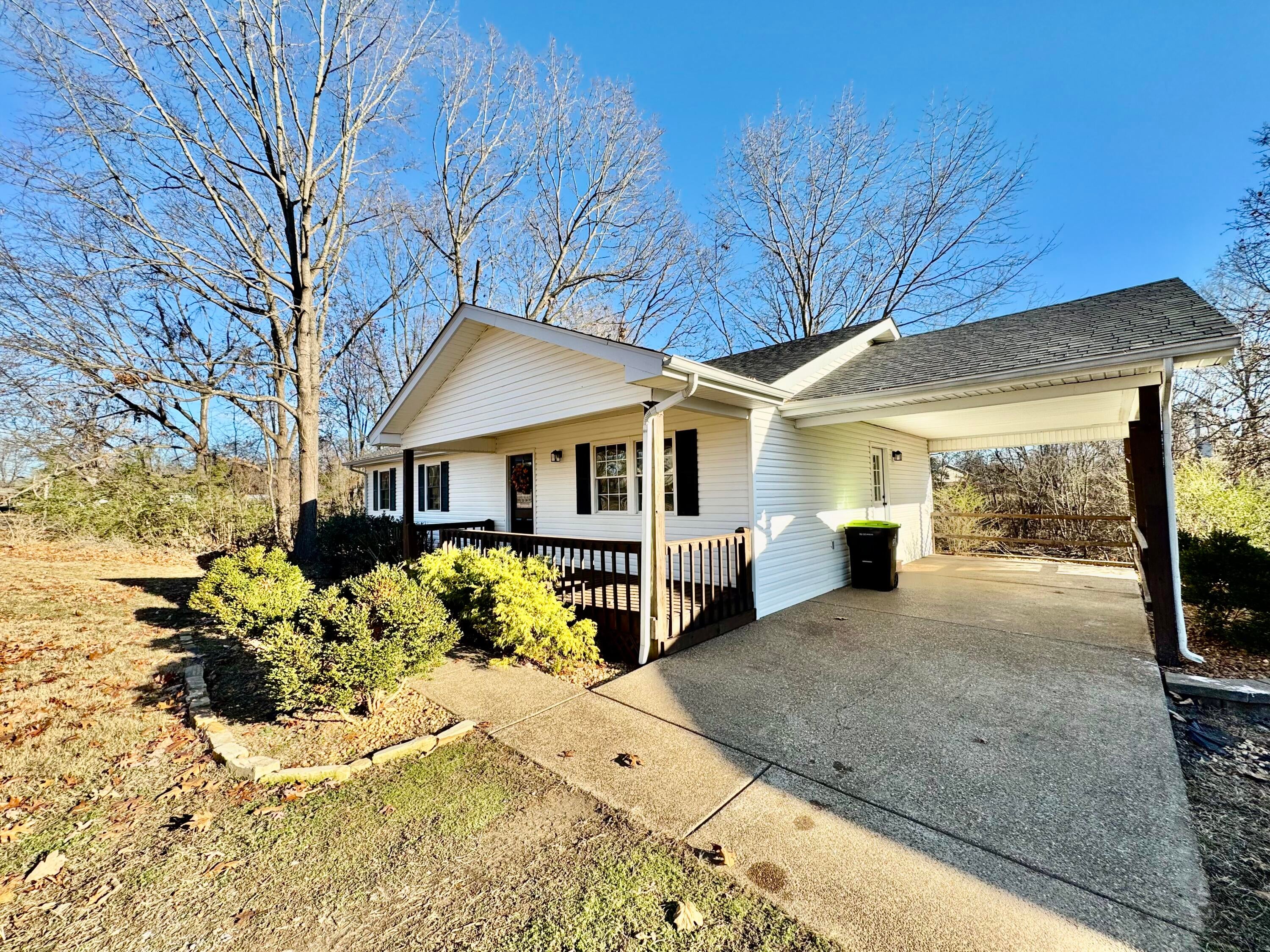 509 Hillview Drive — photo