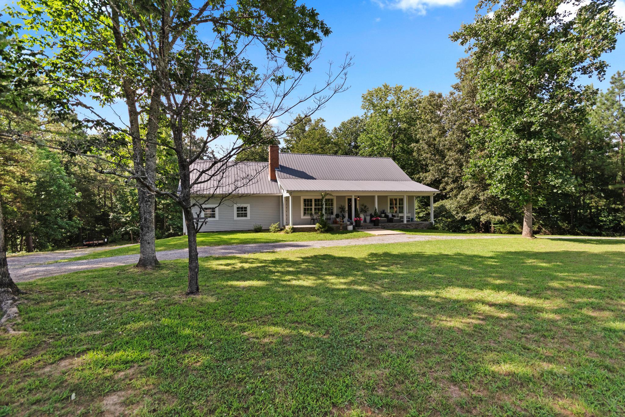 130 Crosscreek Road — photo