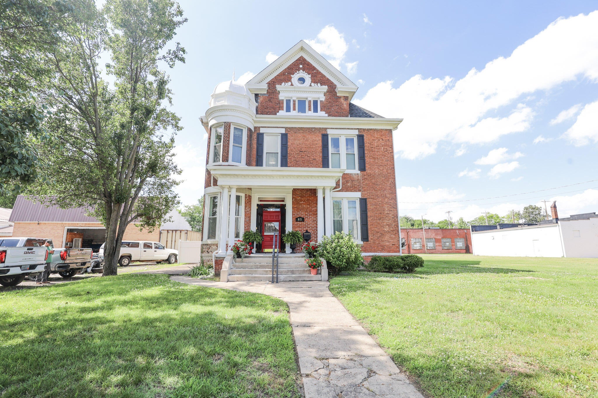 807 & 815 Jefferson Street — photo