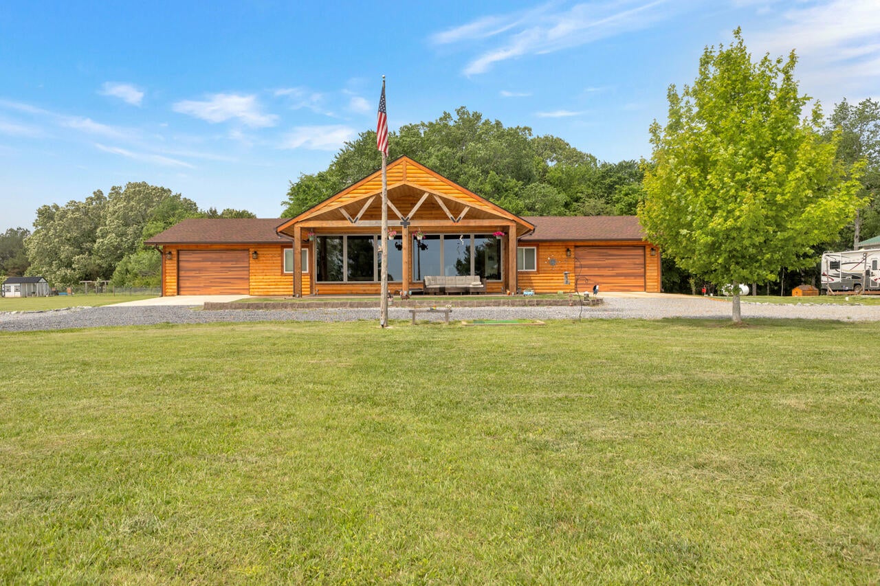 227 Whitetail Lane — photo