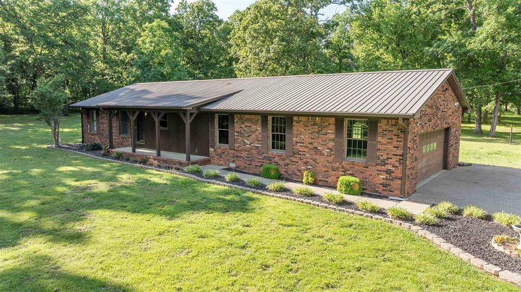 2156 Poor Farm Road — photo