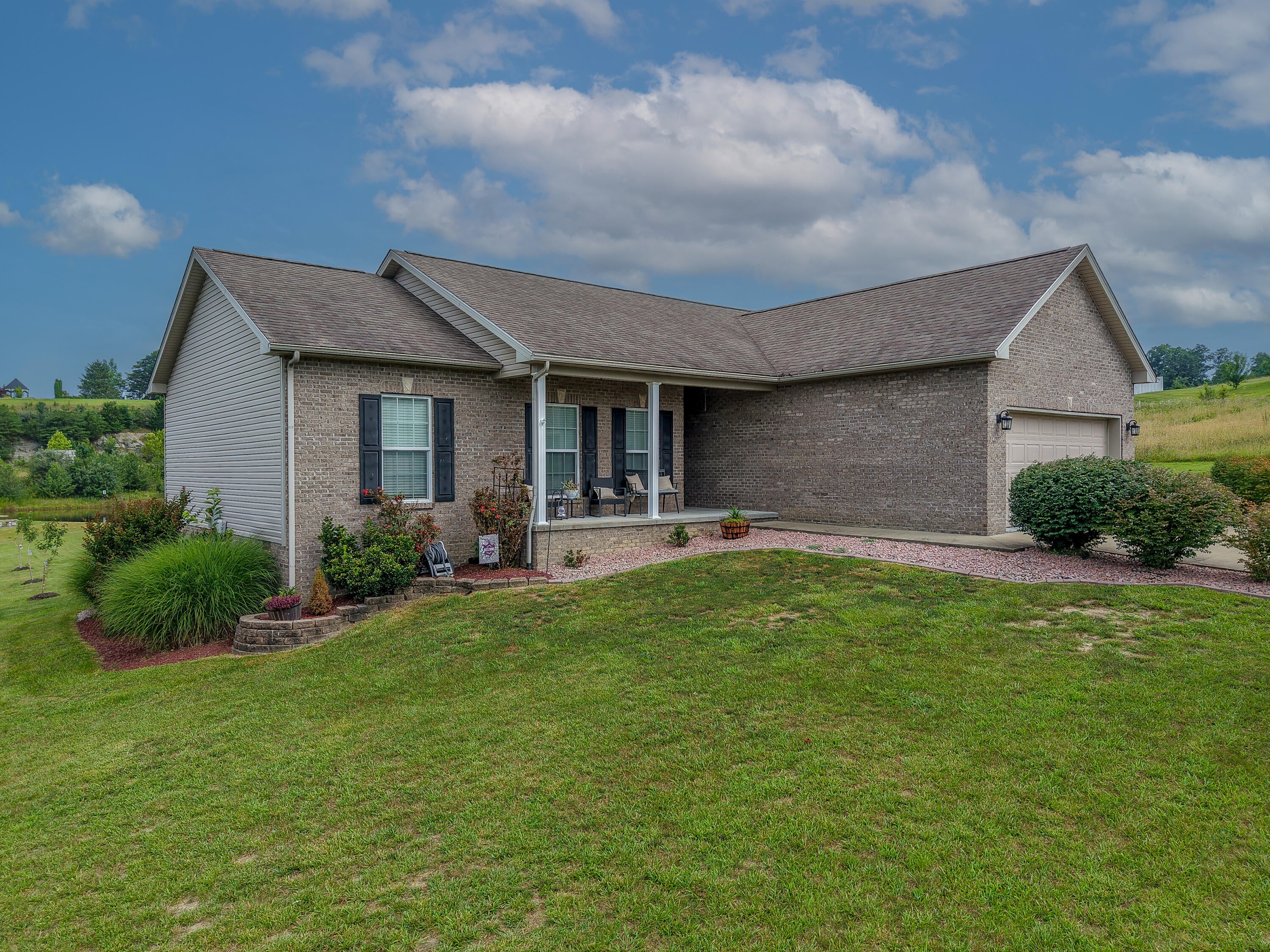 27 Dale Hollow Drive — photo