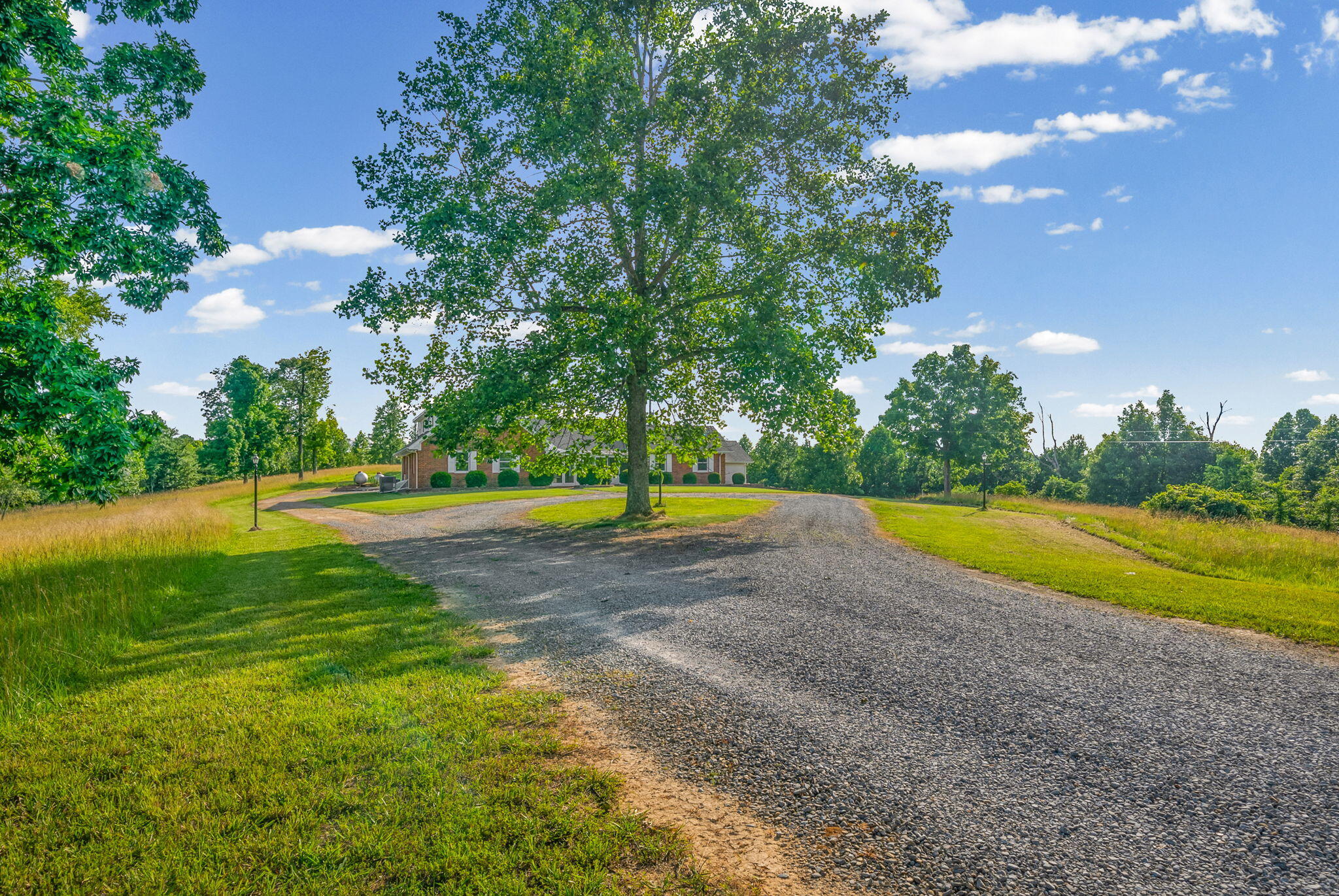 20715 Dawson Springs Road — photo
