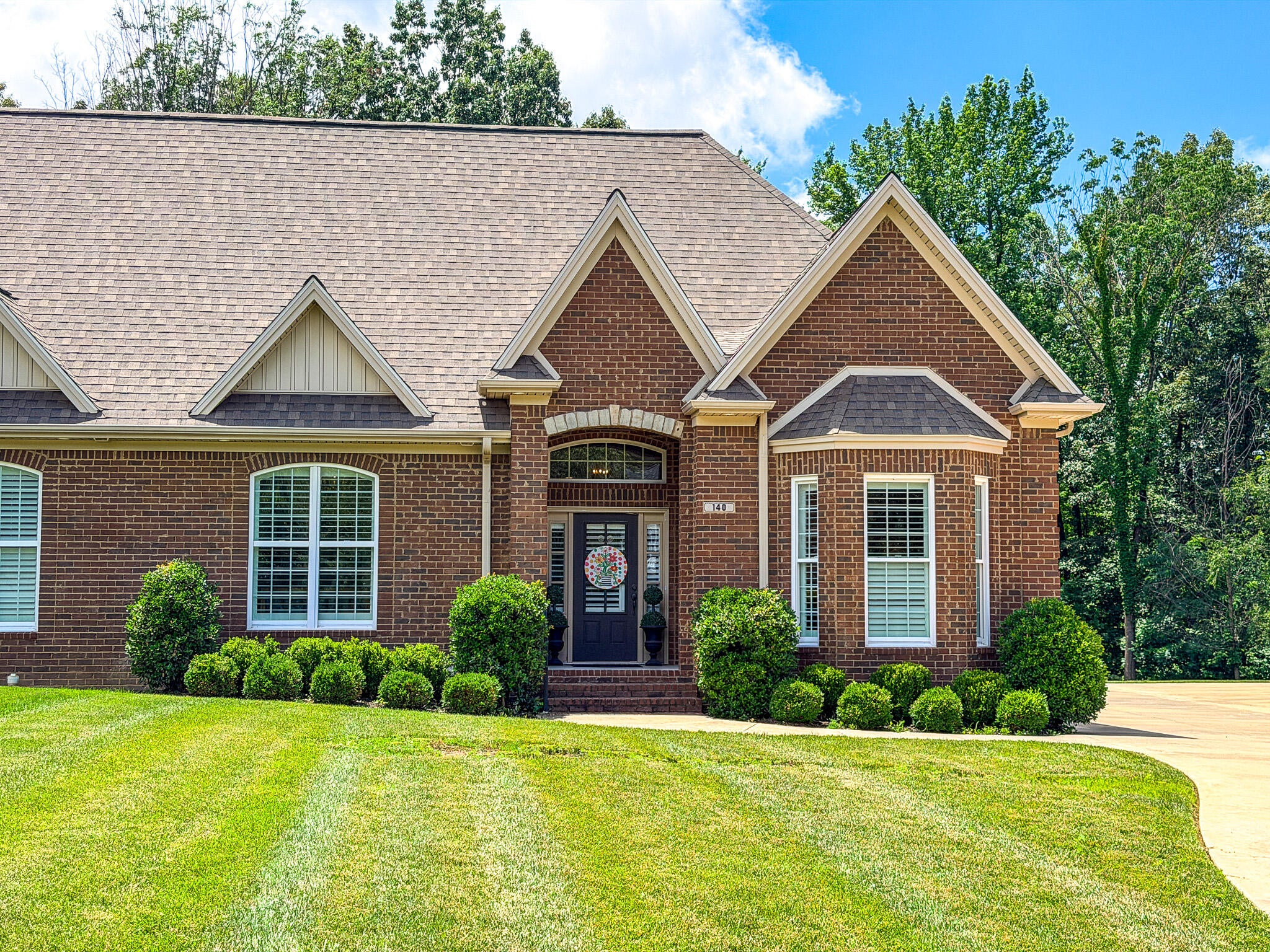 140 Pheasant Run — photo