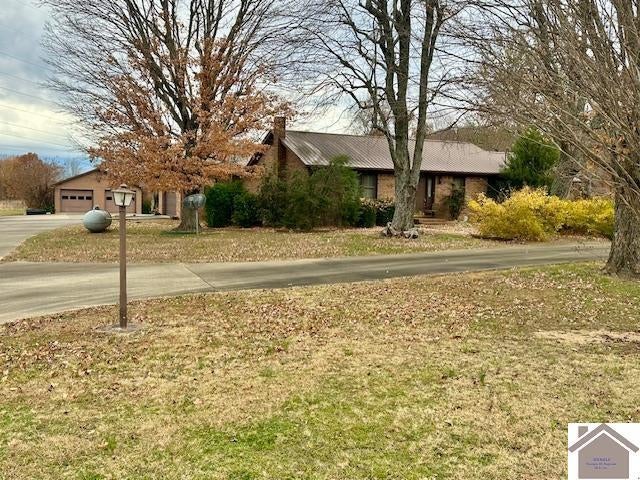 8898 E St Rt — photo