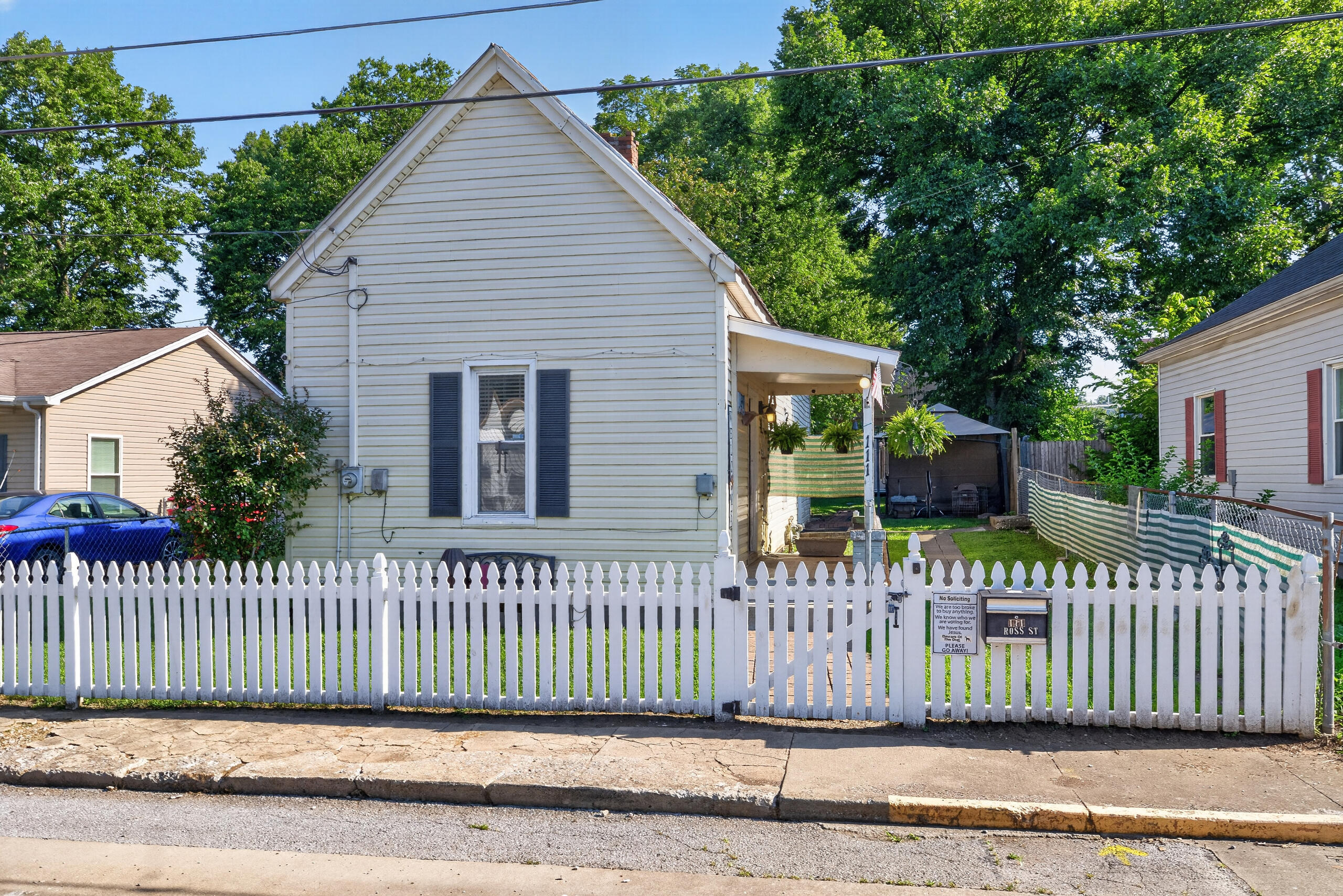 111 Ross Street — photo