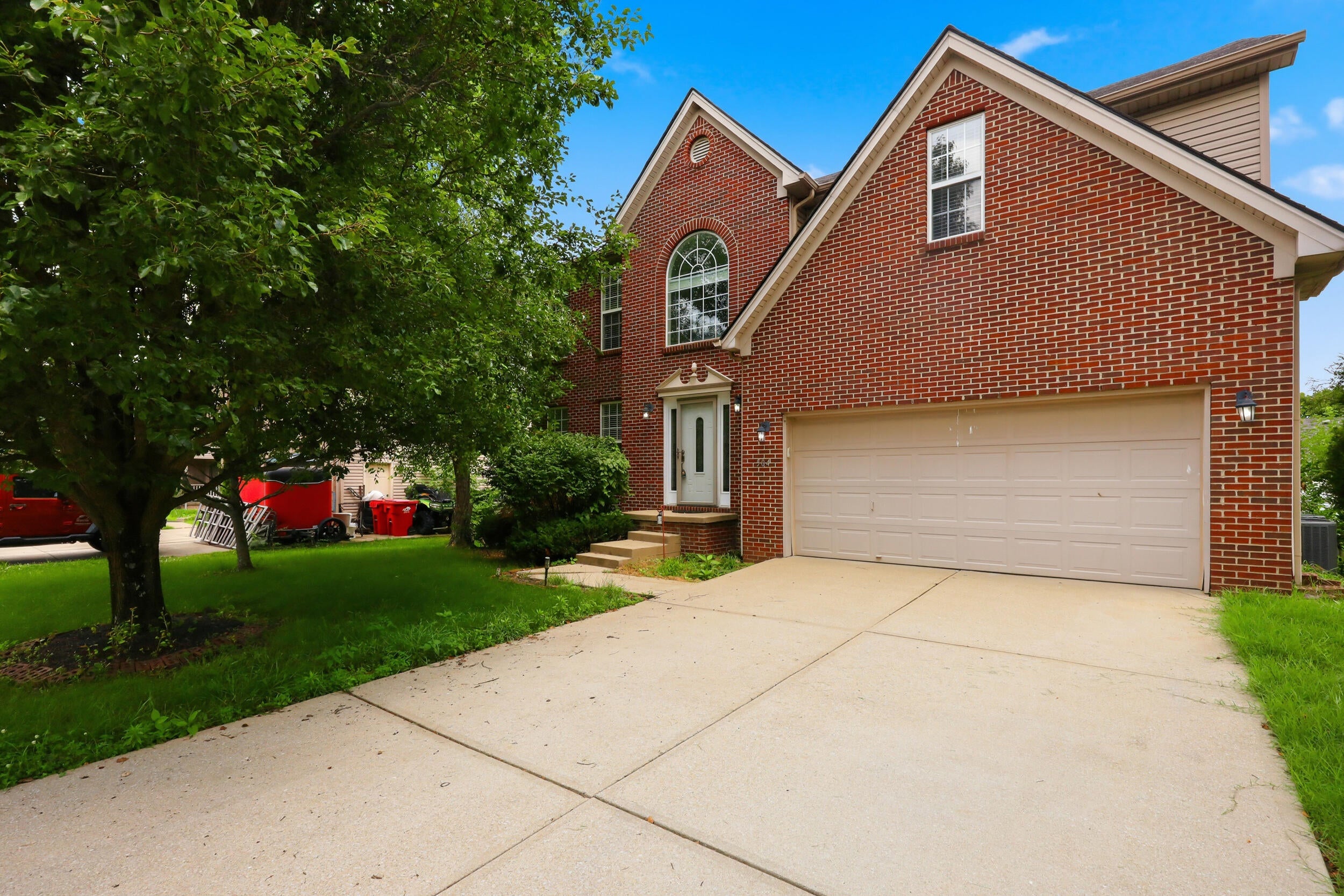 504 Thames Circle — photo