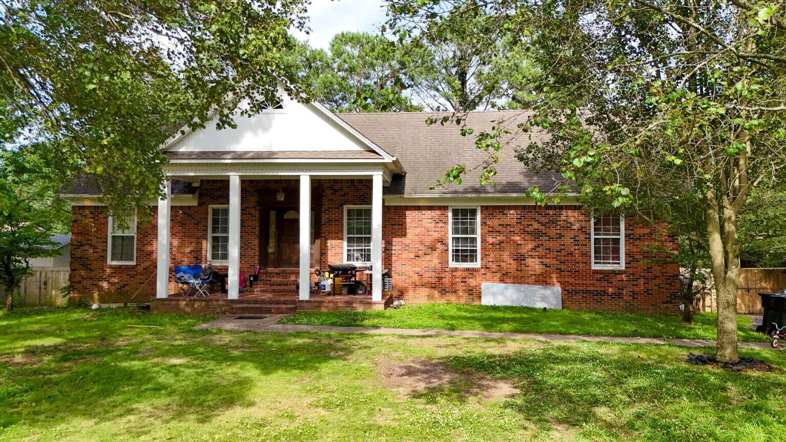 1509 London Drive — photo