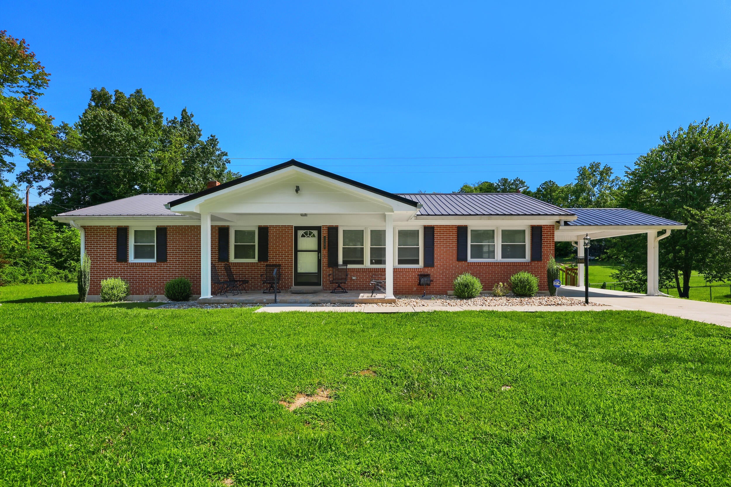 1168 Ky-587 — photo