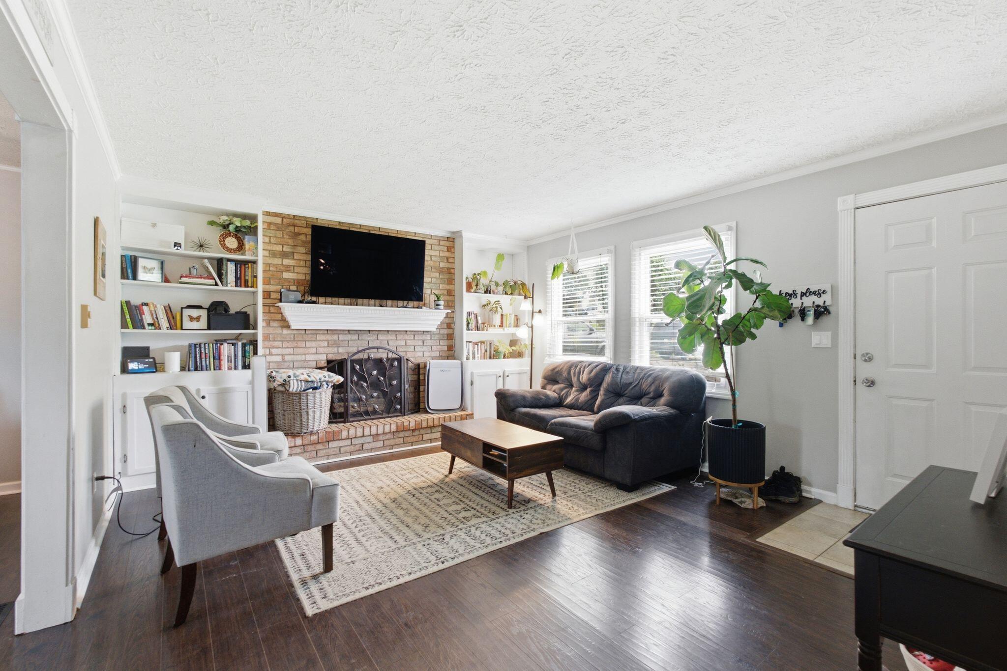 308 Martin Drive — photo